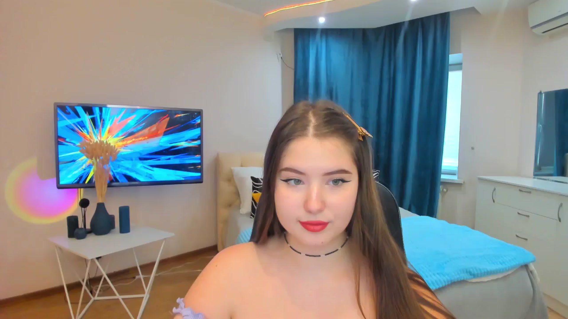 Gallery image thumbnail from AdmireMyEyes's myfreecams stream on, 11/05/2023, 07:47 image 1 of 20