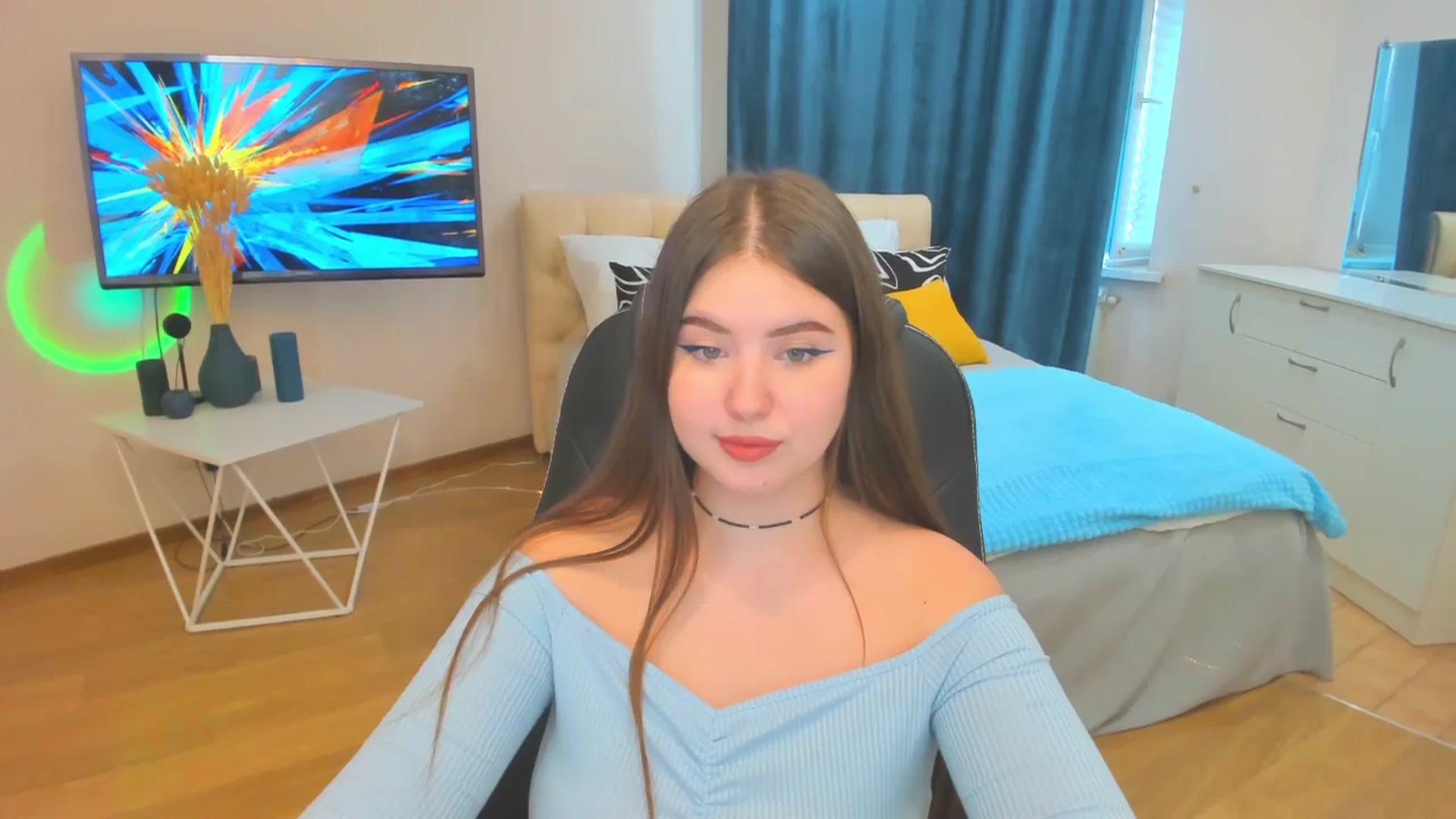 Gallery image thumbnail from AdmireMyEyes's myfreecams stream on, 11/08/2023, 09:33 image 17 of 20