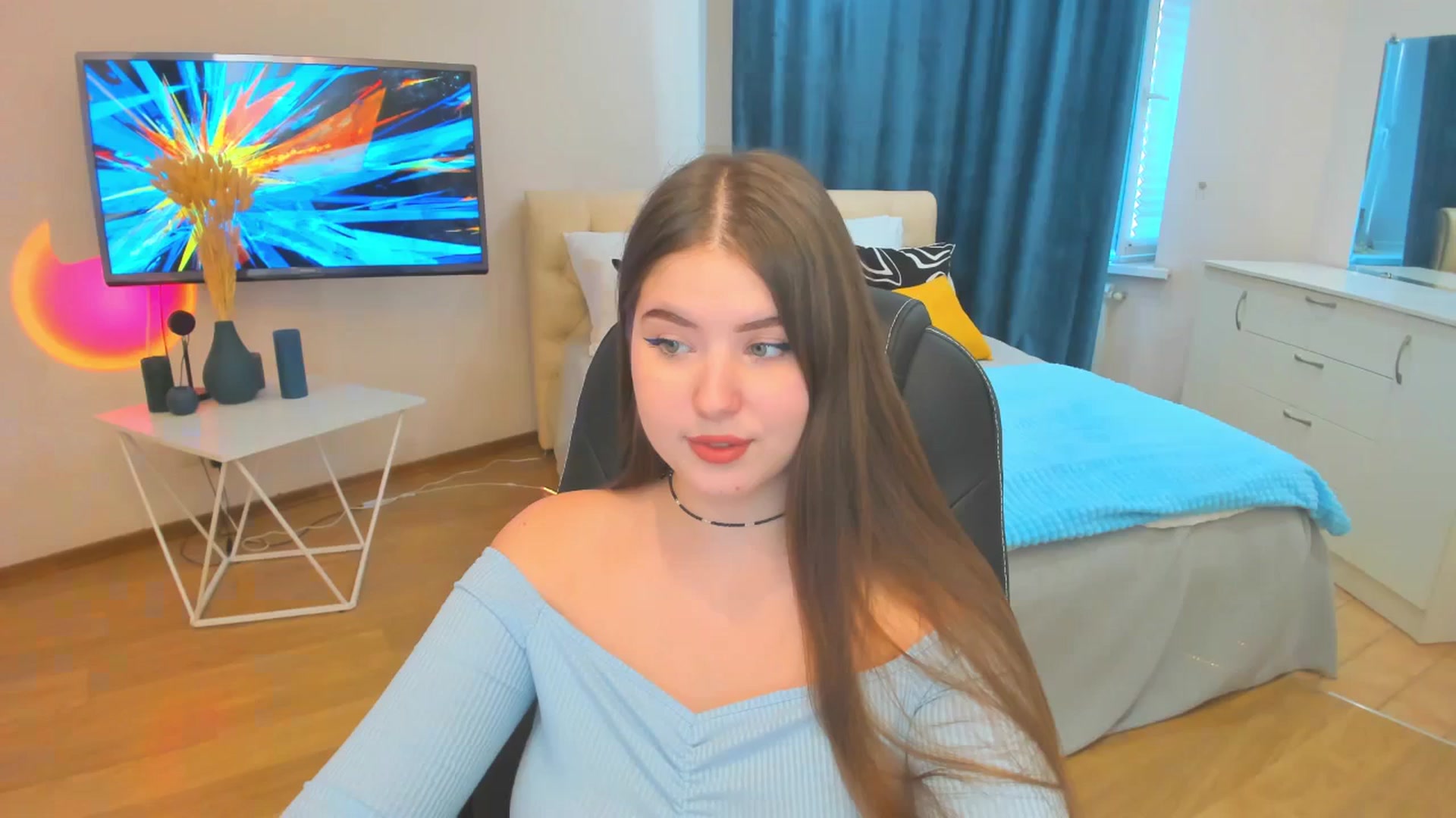 Gallery image thumbnail from AdmireMyEyes's myfreecams stream on, 11/08/2023, 09:33 image 6 of 20
