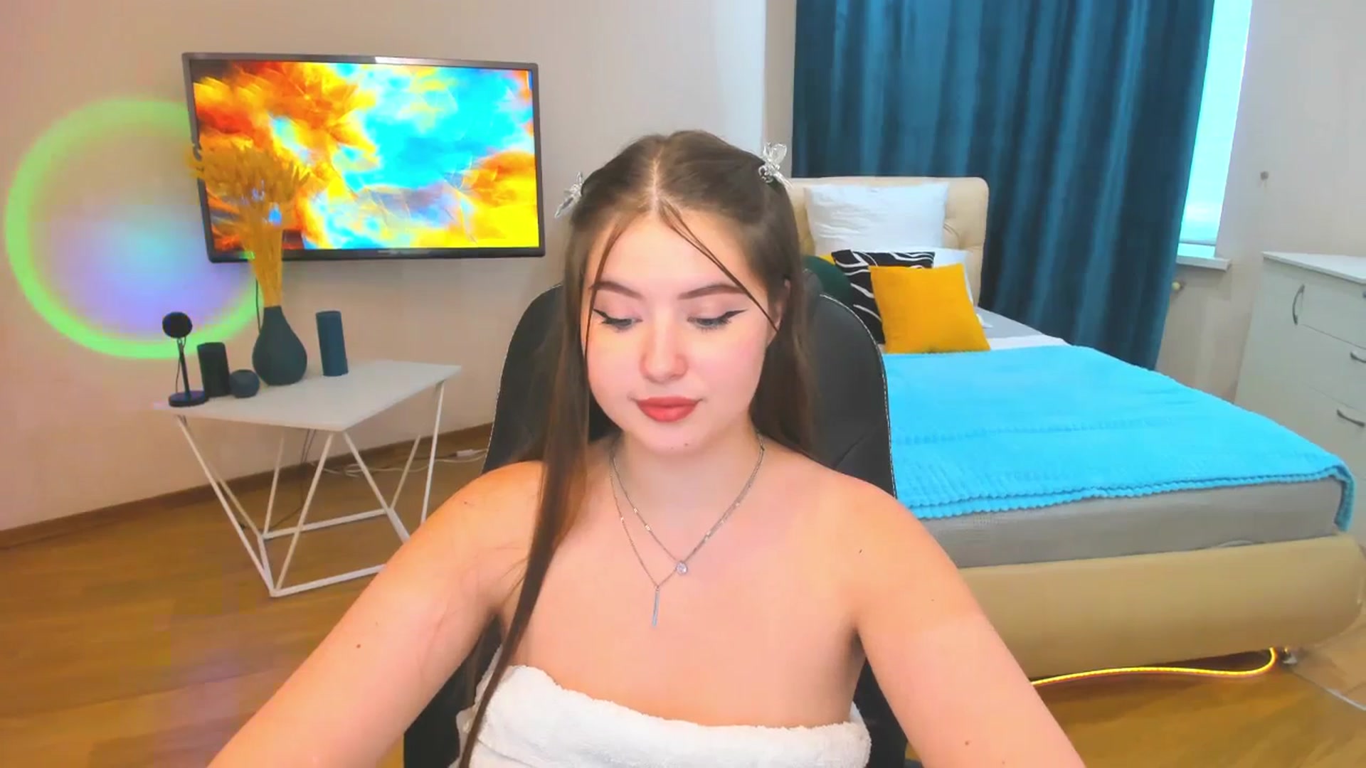 Gallery image thumbnail from AdmireMyEyes's myfreecams stream on, 11/10/2023, 09:47 image 19 of 20