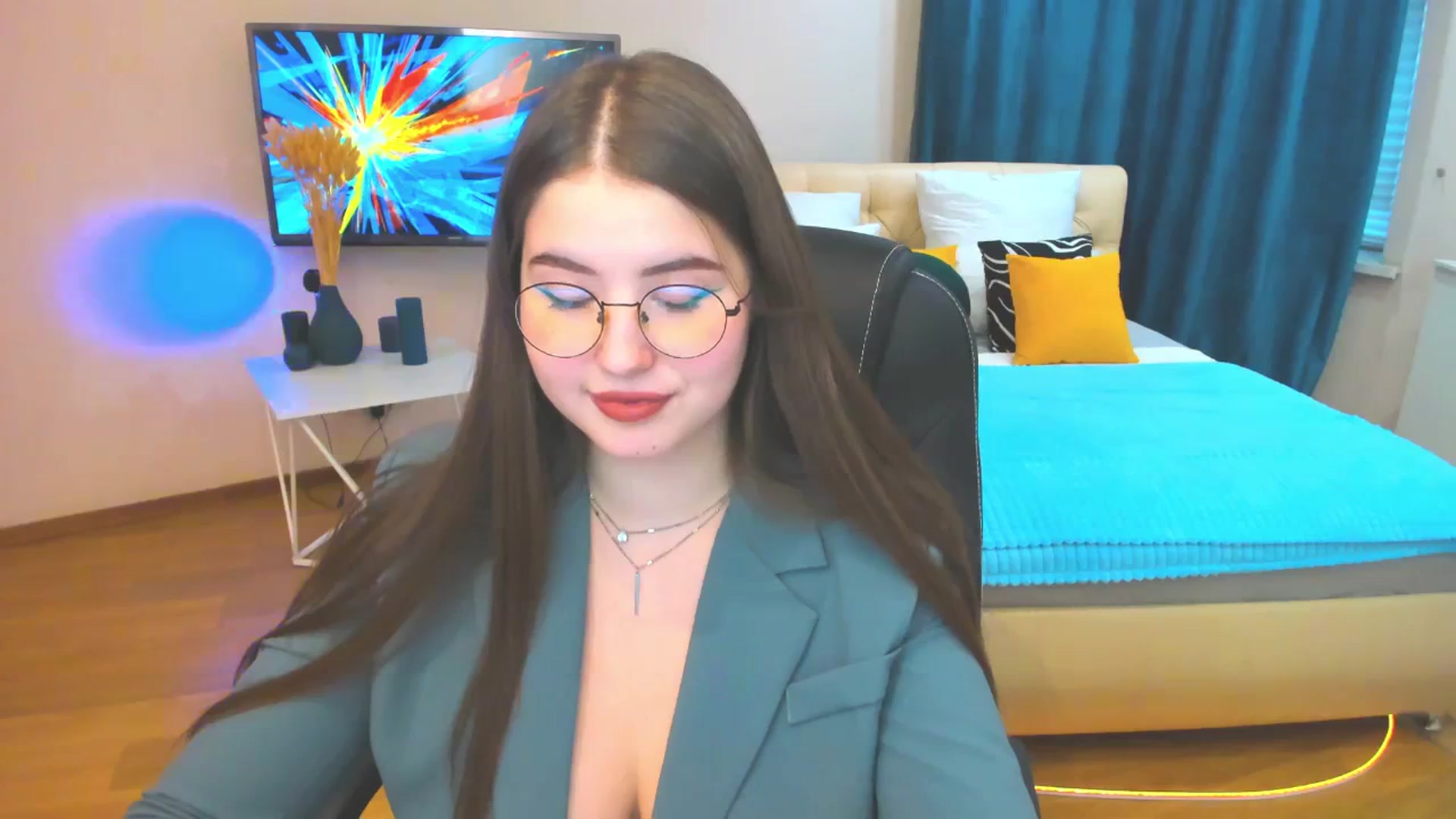 Gallery image thumbnail from AdmireMyEyes's myfreecams stream on, 11/15/2023, 09:48 image 17 of 20
