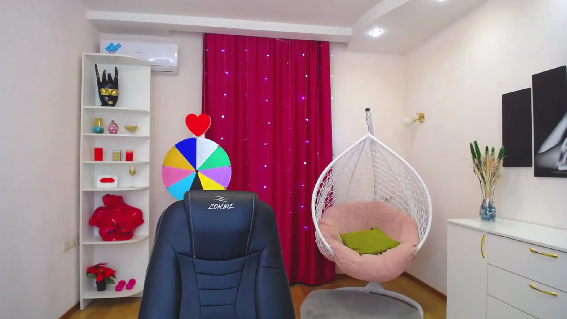 Gallery image thumbnail from AdmireMyEyes's myfreecams stream on, 11/16/2023, 09:52 image 8 of 20