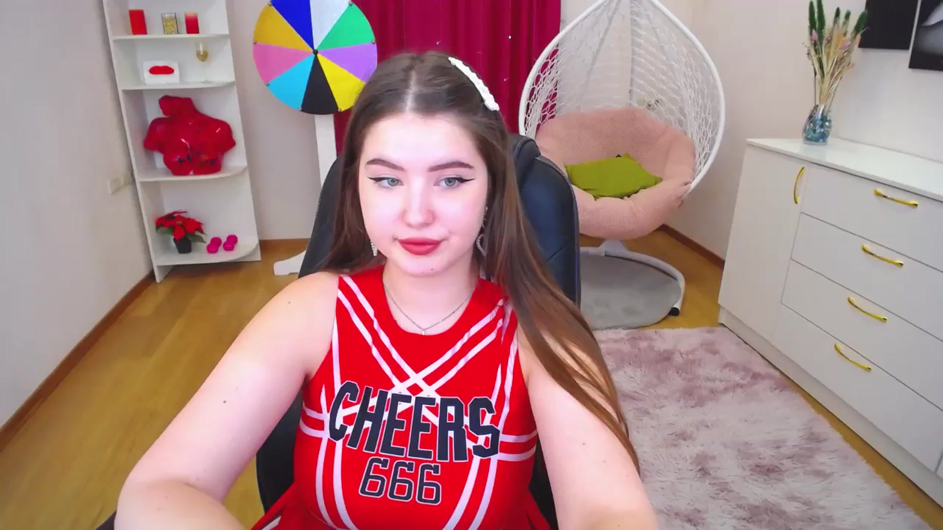 Gallery image thumbnail from AdmireMyEyes's myfreecams stream on, 11/16/2023, 09:52 image 7 of 20