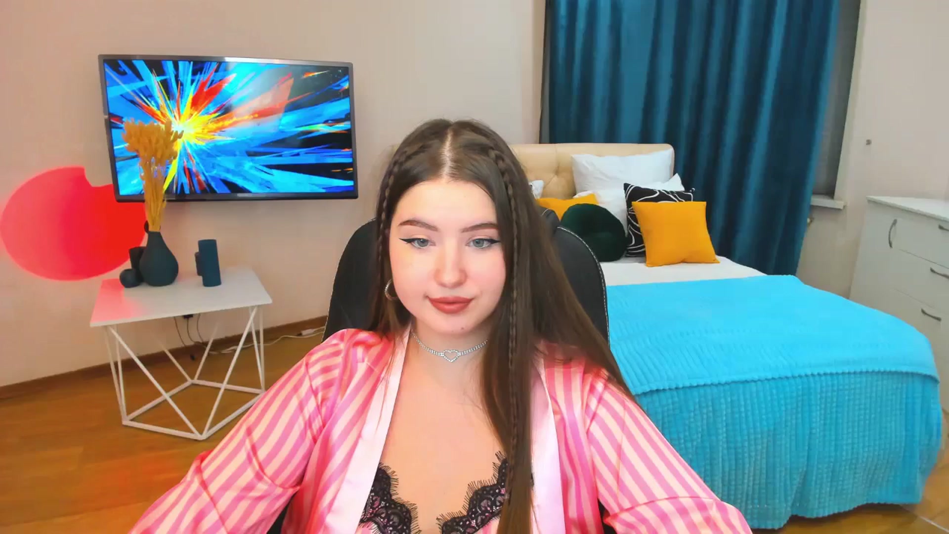 Gallery image thumbnail from AdmireMyEyes's myfreecams stream on, 11/21/2023, 16:48 image 17 of 20