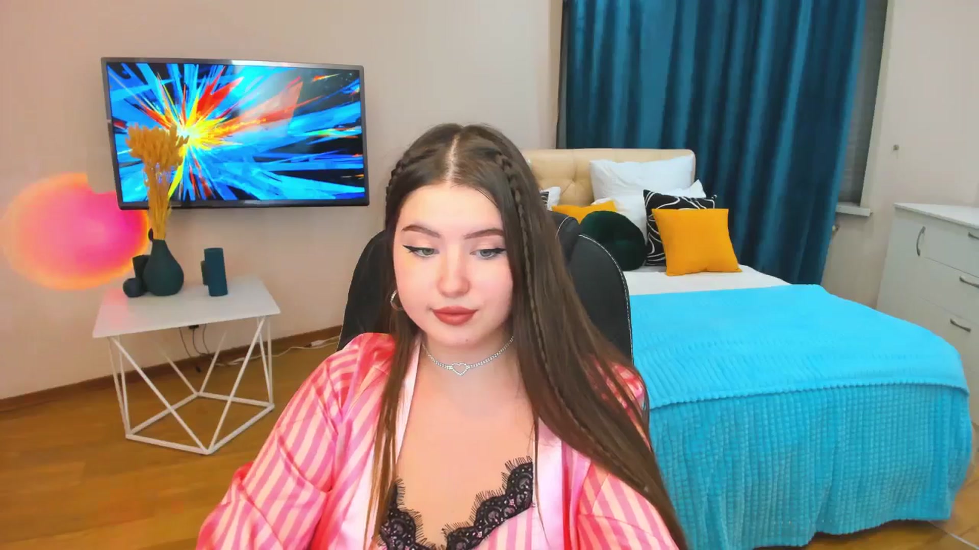 Gallery image thumbnail from AdmireMyEyes's myfreecams stream on, 11/21/2023, 16:48 image 19 of 20