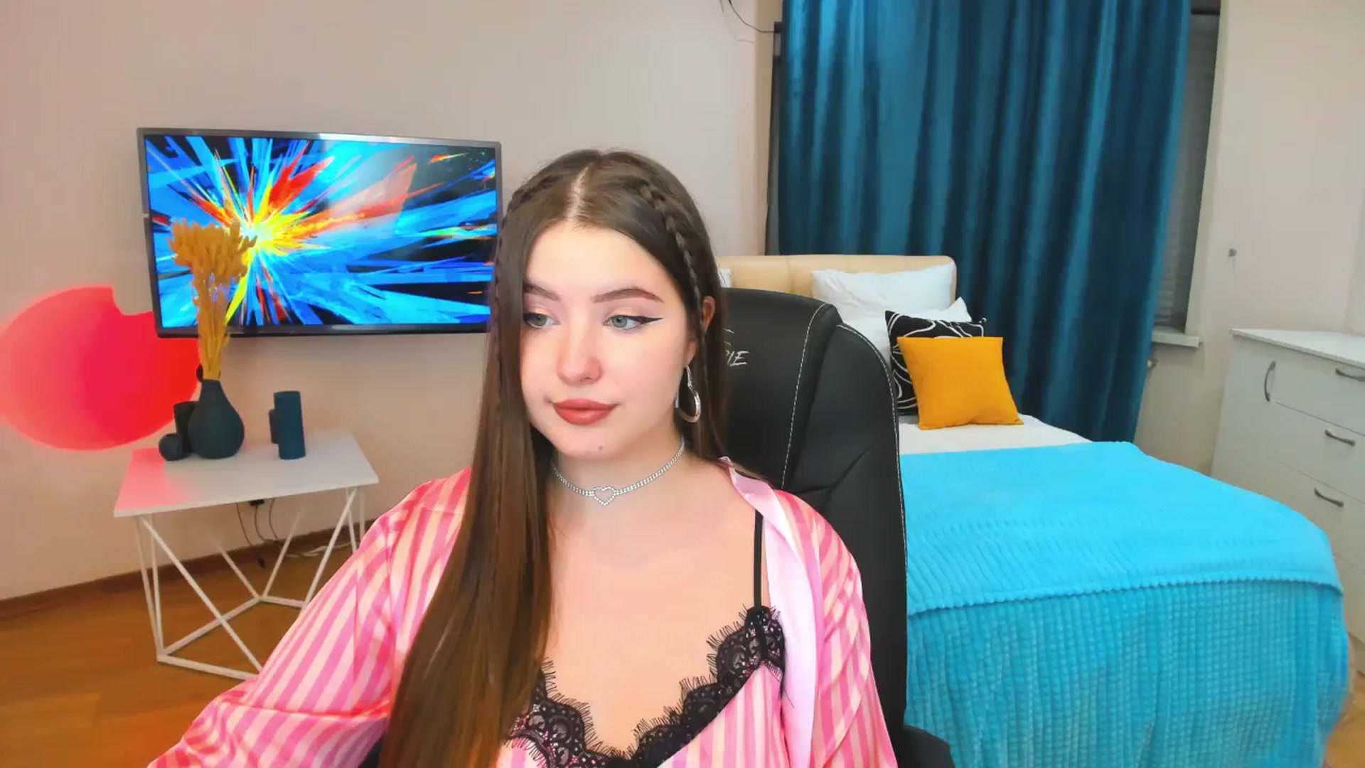 Gallery image thumbnail from AdmireMyEyes's myfreecams stream on, 11/21/2023, 16:48 image 1 of 20