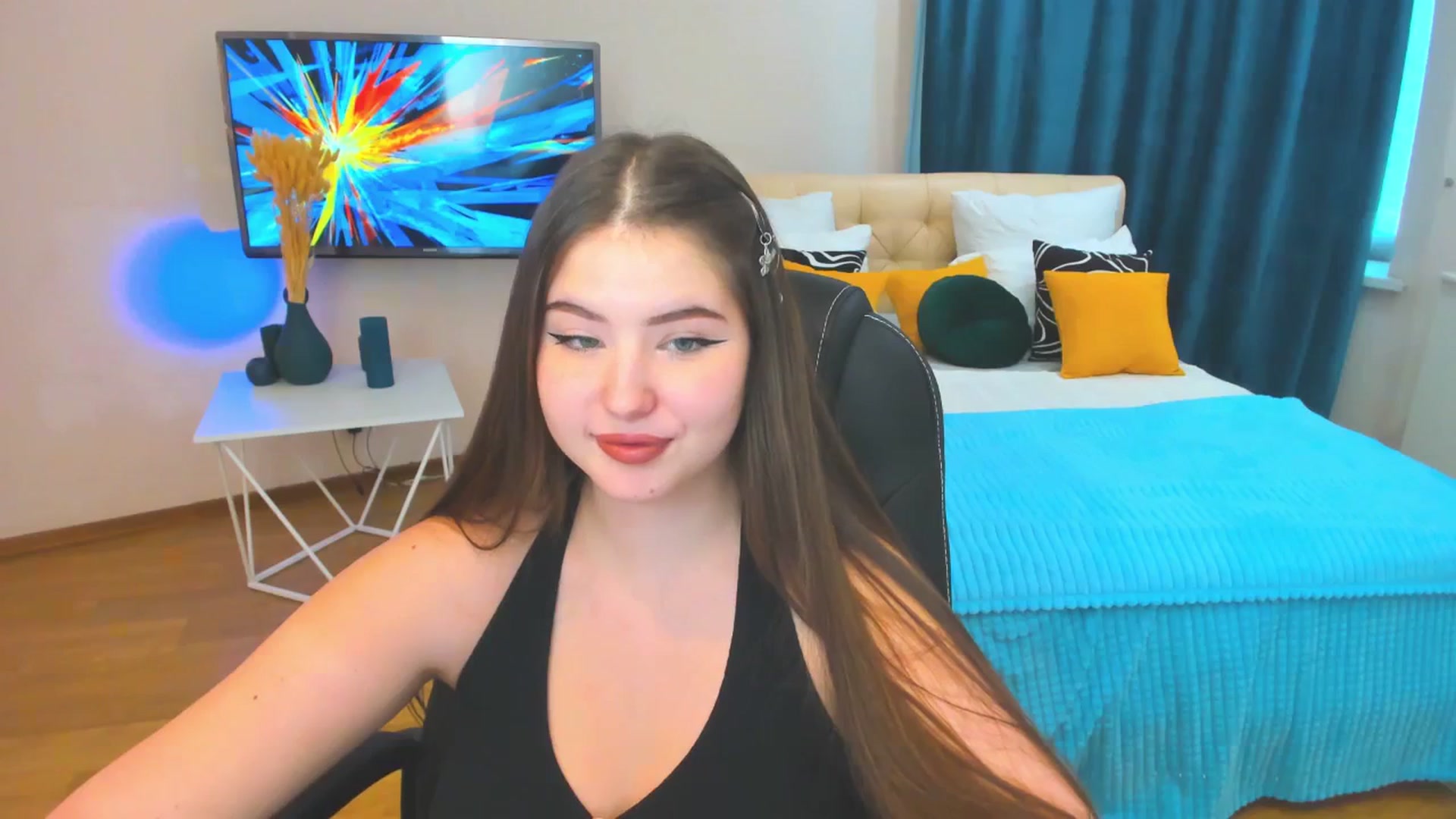 Gallery image thumbnail from AdmireMyEyes's myfreecams stream on, 11/22/2023, 09:36 image 13 of 20