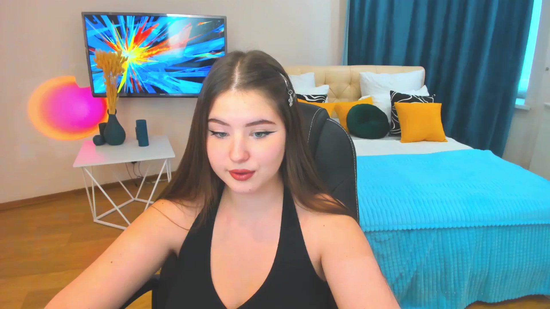 Gallery image thumbnail from AdmireMyEyes's myfreecams stream on, 11/22/2023, 09:36 image 9 of 20