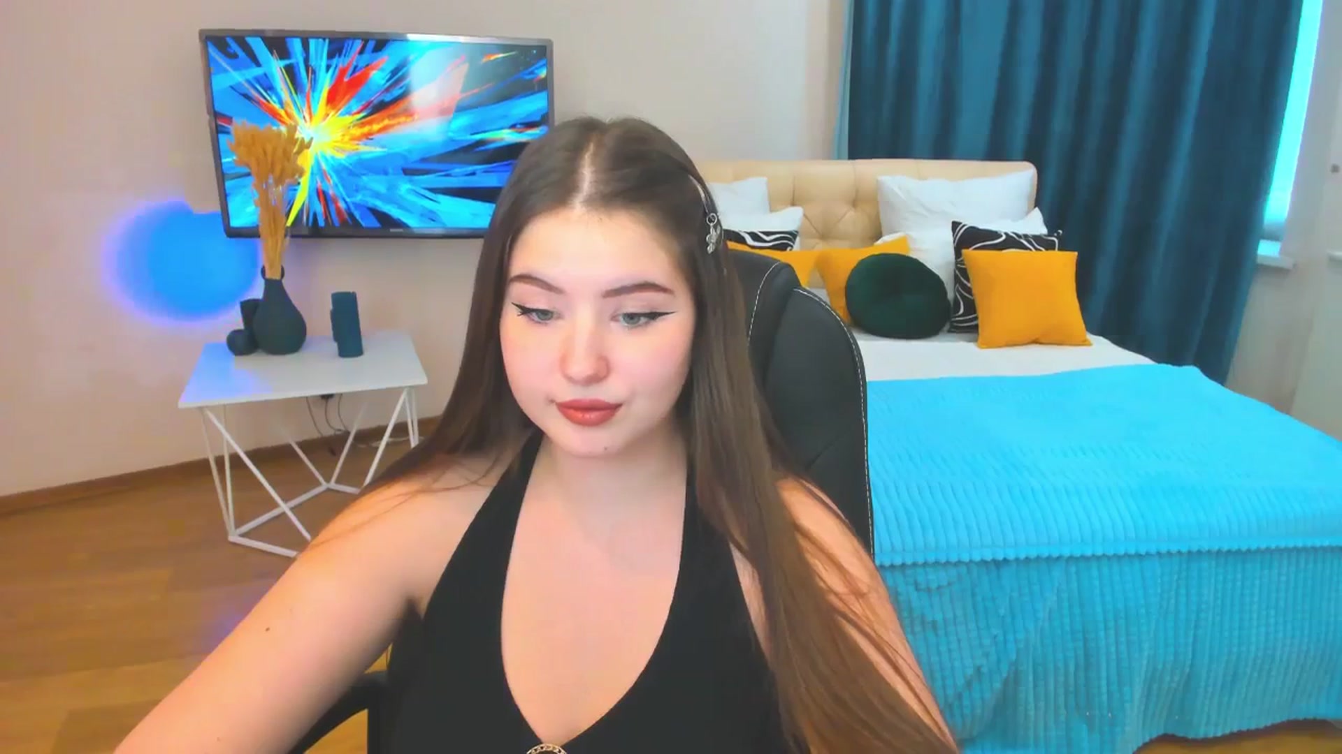 Gallery image thumbnail from AdmireMyEyes's myfreecams stream on, 11/22/2023, 09:36 image 15 of 20