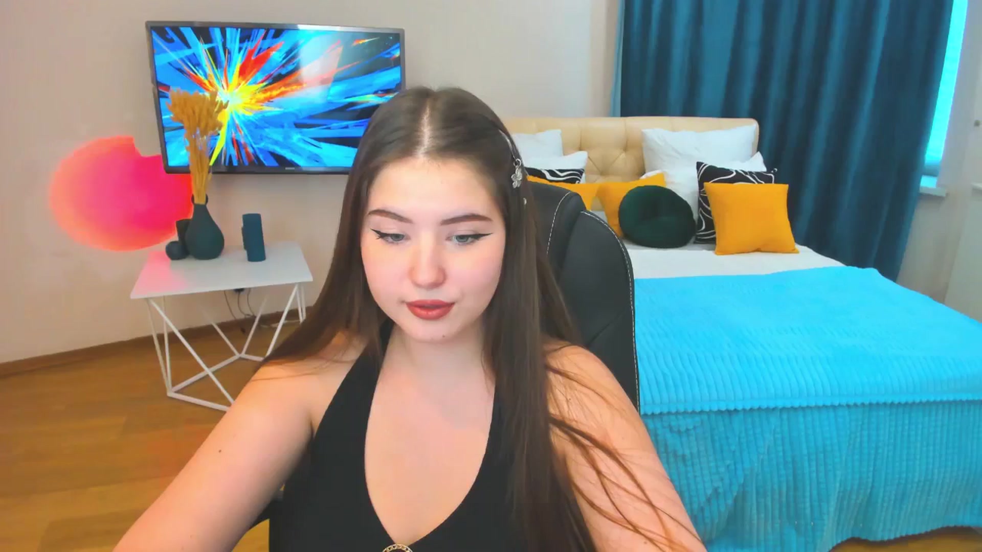 Gallery image thumbnail from AdmireMyEyes's myfreecams stream on, 11/22/2023, 09:36 image 19 of 20
