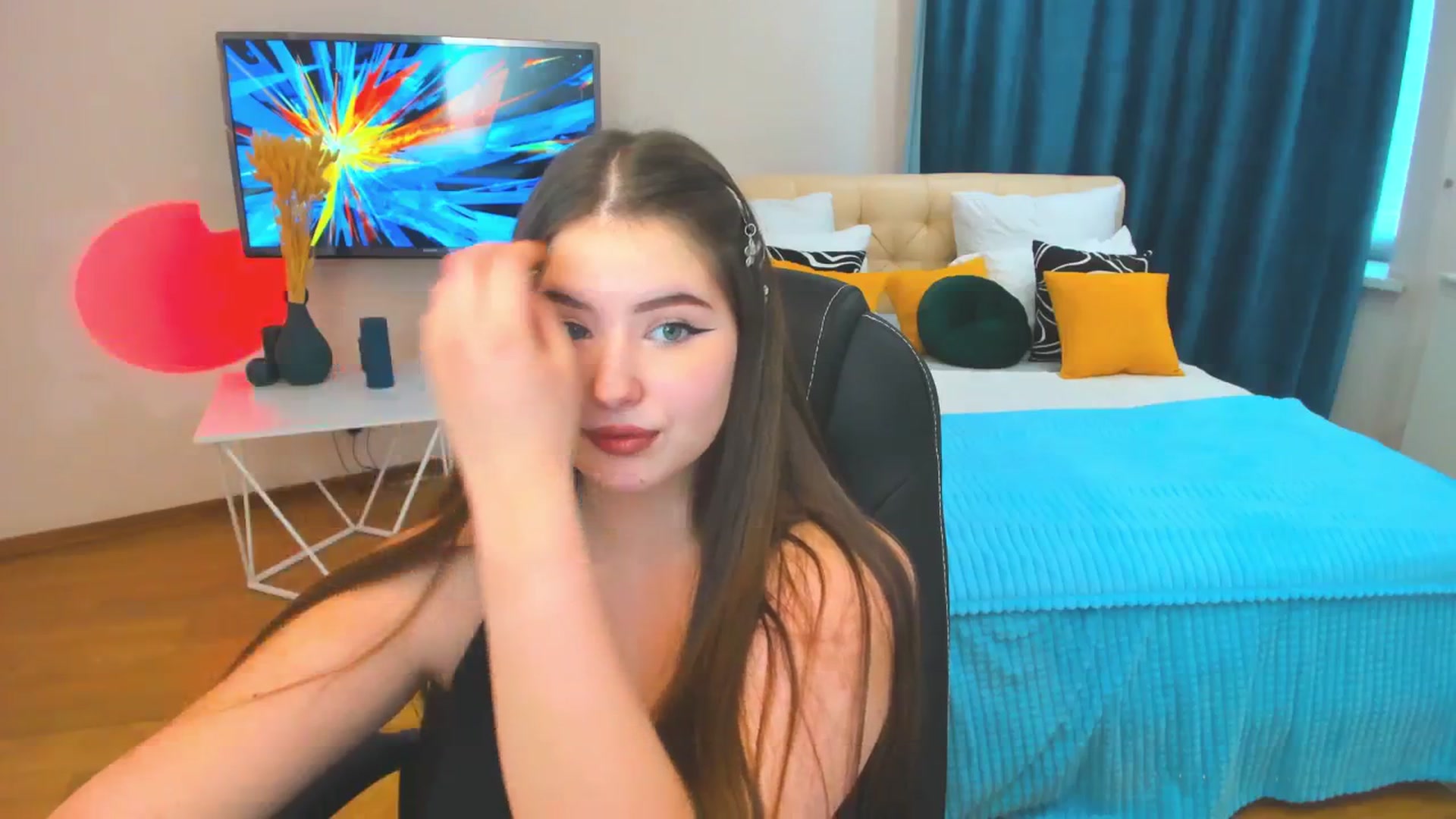 Gallery image thumbnail from AdmireMyEyes's myfreecams stream on, 11/22/2023, 09:36 image 14 of 20
