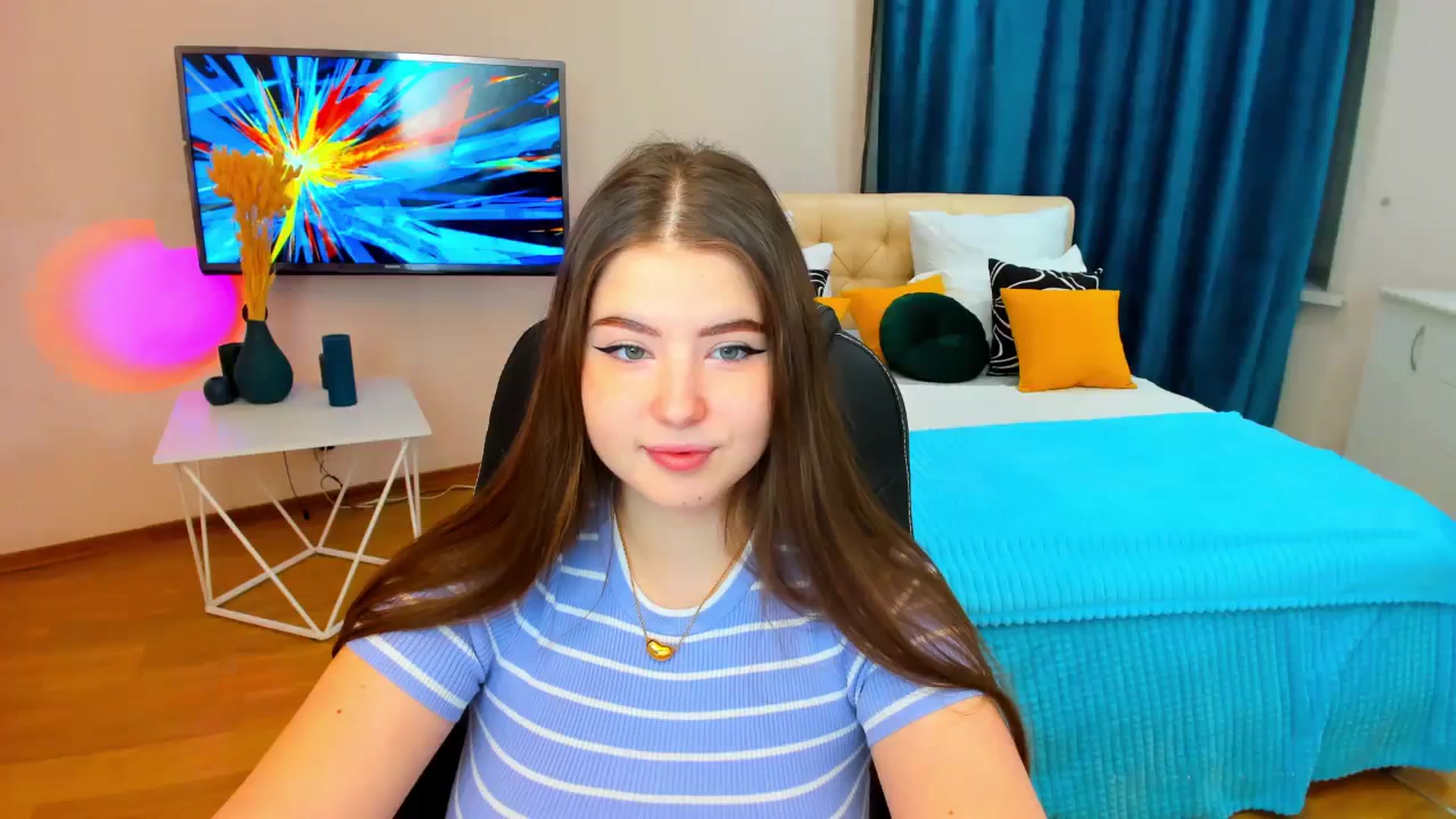 Gallery image thumbnail from AdmireMyEyes's myfreecams stream on, 11/24/2023, 03:54 image 5 of 20