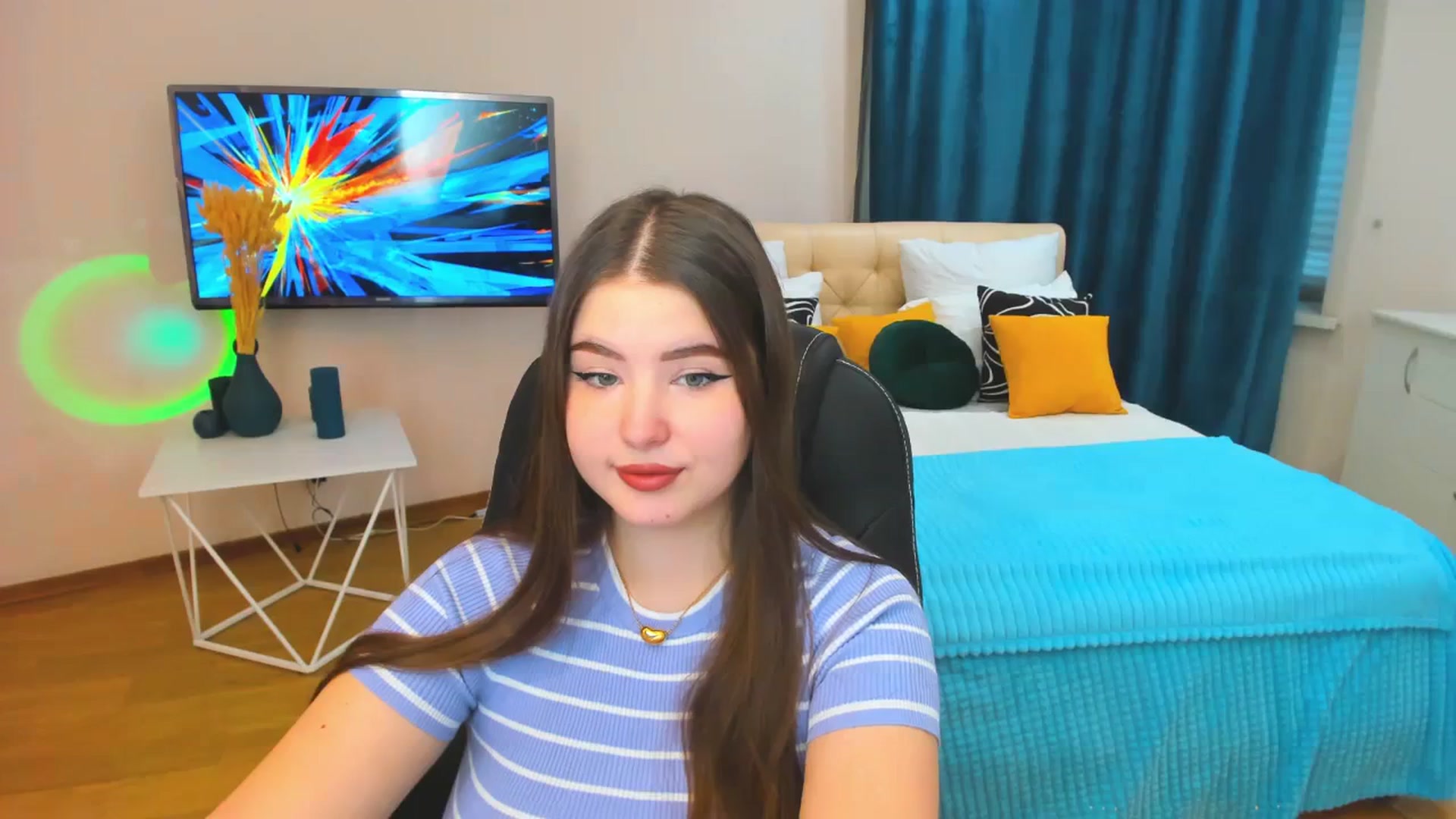 Gallery image thumbnail from AdmireMyEyes's myfreecams stream on, 11/24/2023, 05:46 image 18 of 20