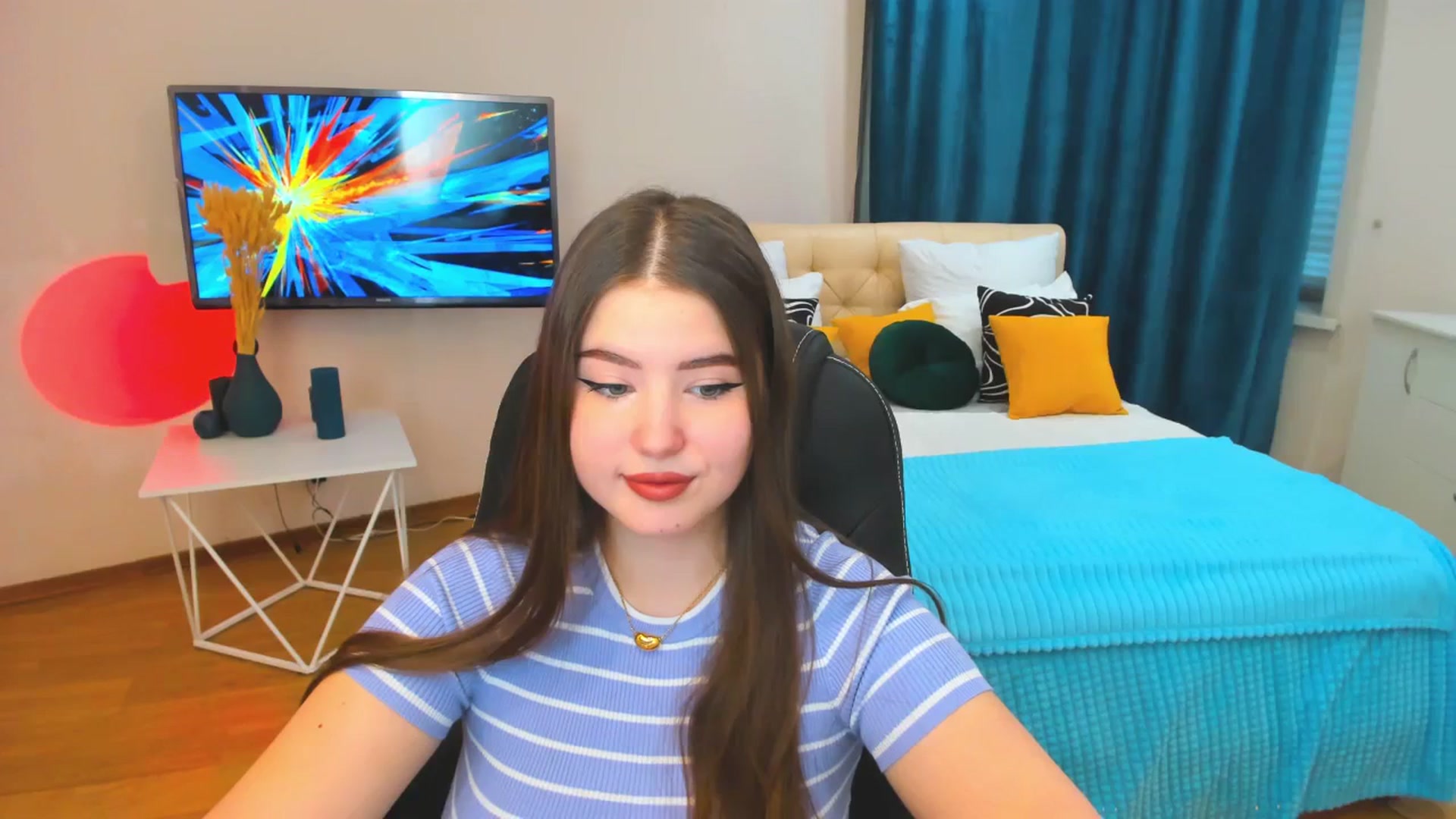Gallery image thumbnail from AdmireMyEyes's myfreecams stream on, 11/24/2023, 05:46 image 19 of 20