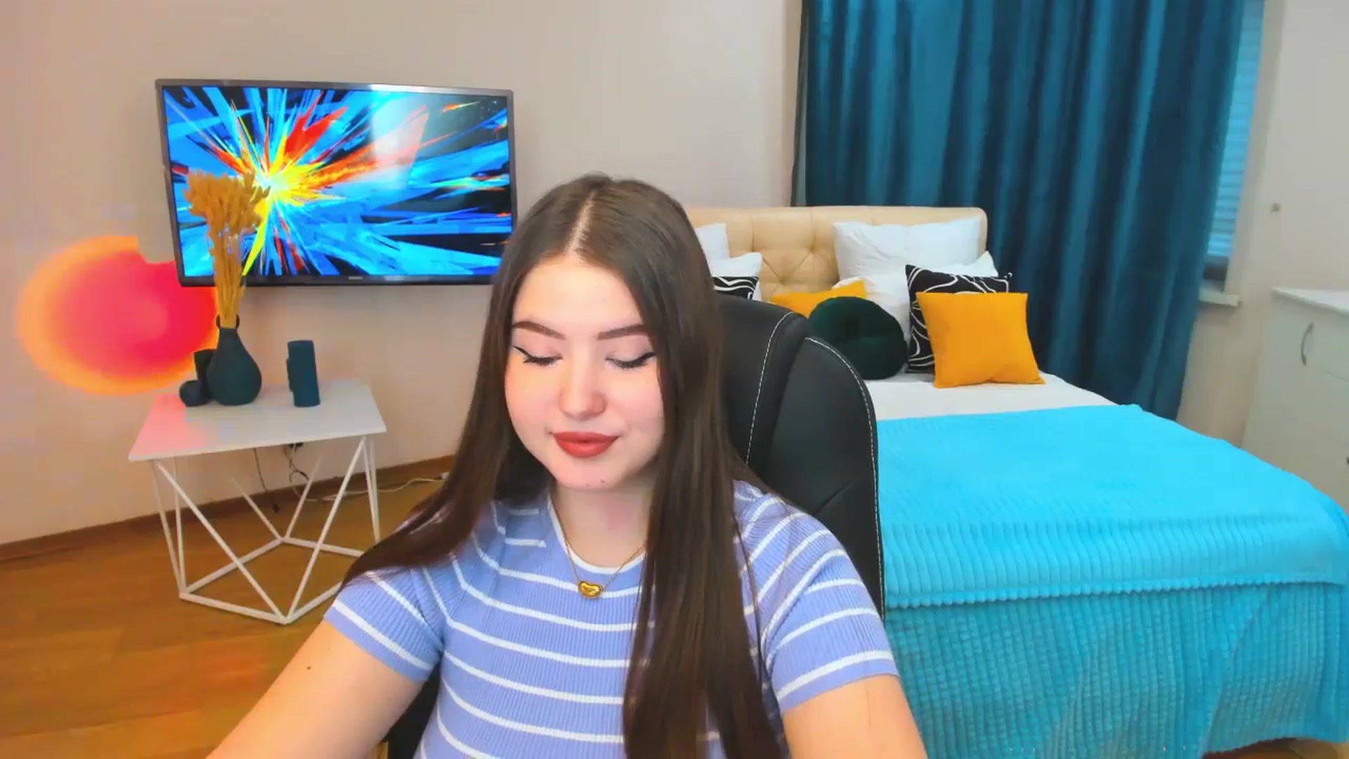 Gallery image thumbnail from AdmireMyEyes's myfreecams stream on, 11/24/2023, 05:46 image 6 of 20