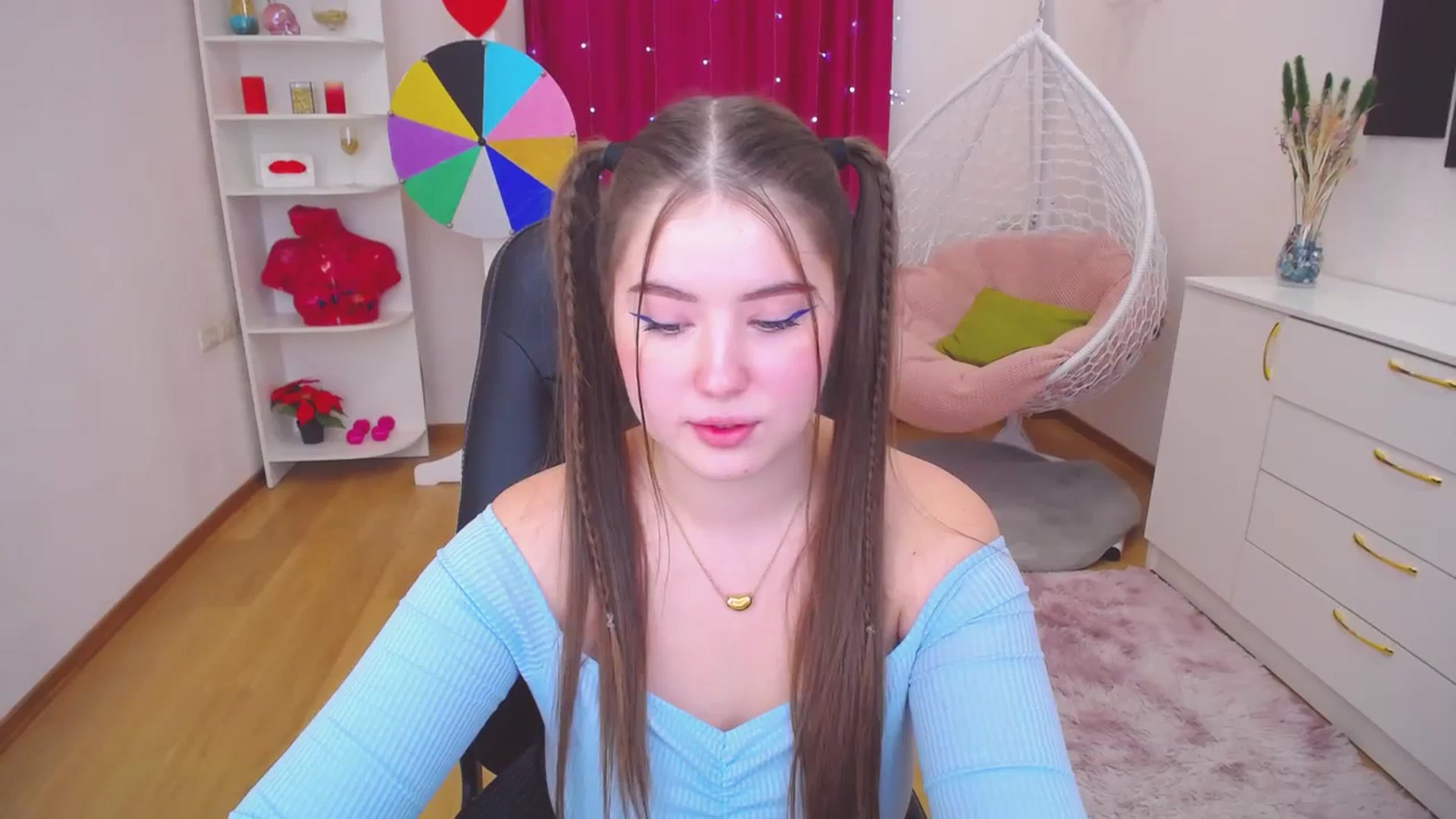 Gallery image thumbnail from AdmireMyEyes's myfreecams stream on, 11/25/2023, 11:31 image 3 of 20