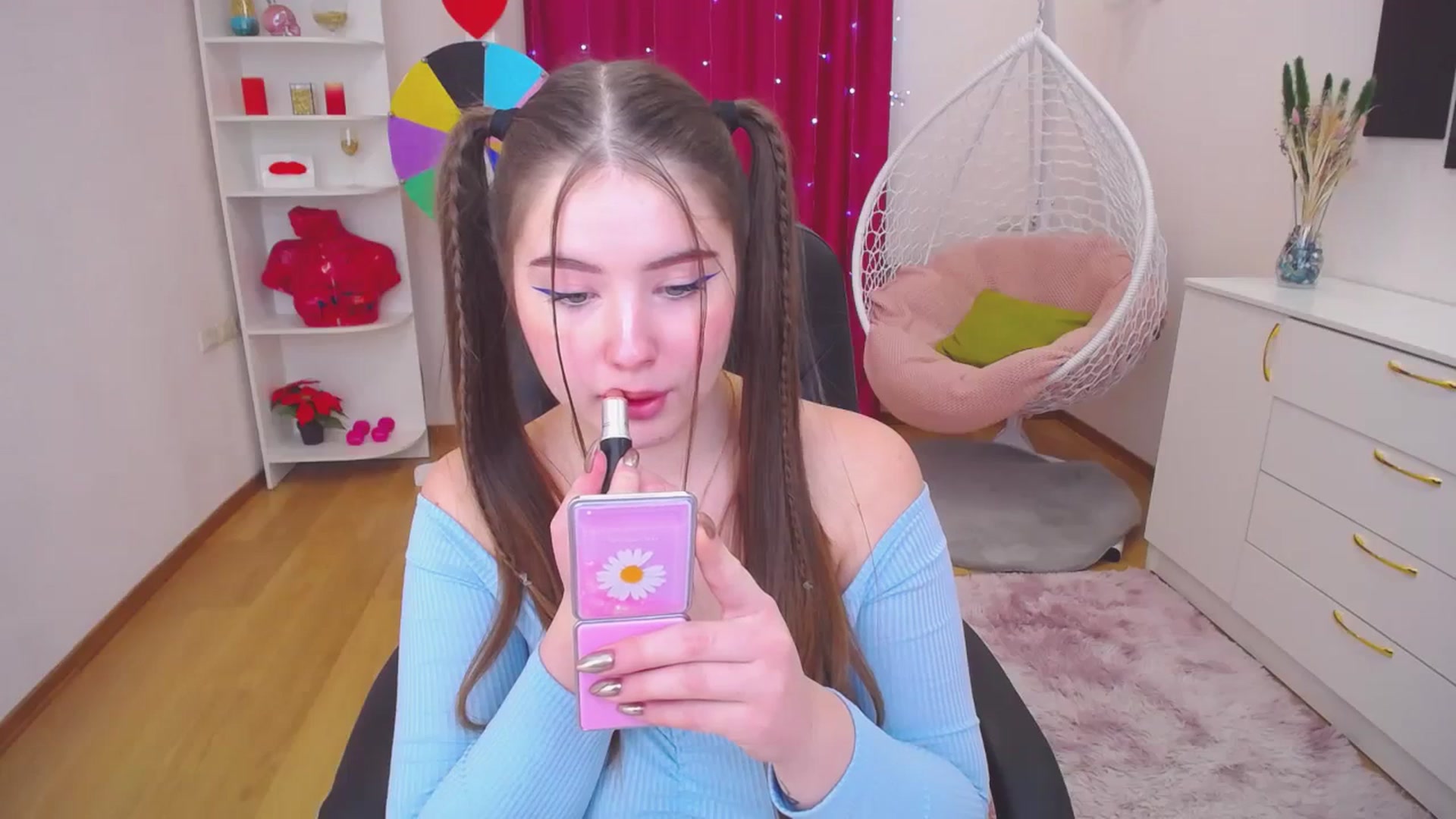 Gallery image thumbnail from AdmireMyEyes's myfreecams stream on, 11/25/2023, 11:31 image 6 of 20