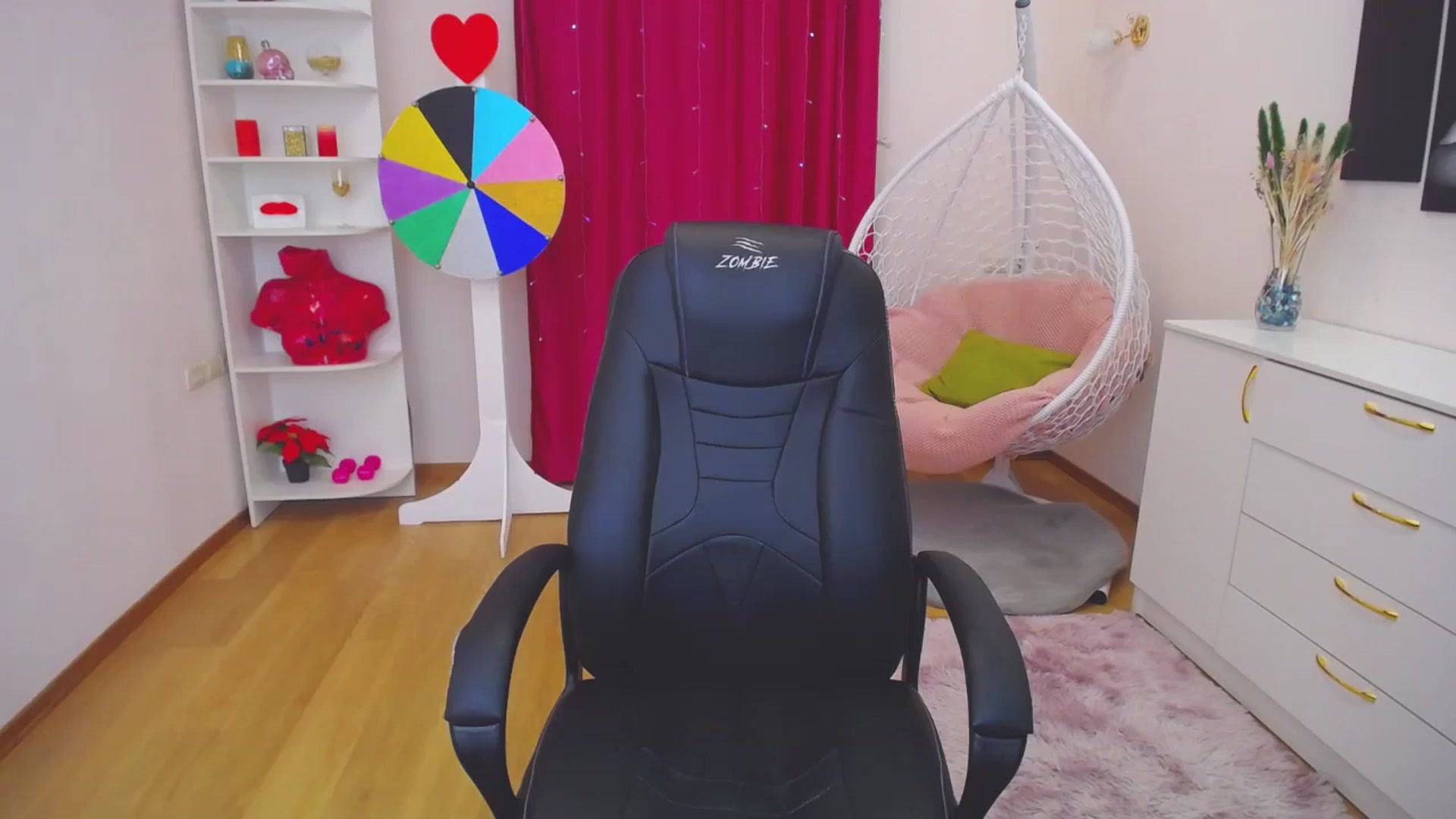 Gallery image thumbnail from AdmireMyEyes's myfreecams stream on, 11/25/2023, 12:47 image 1 of 20