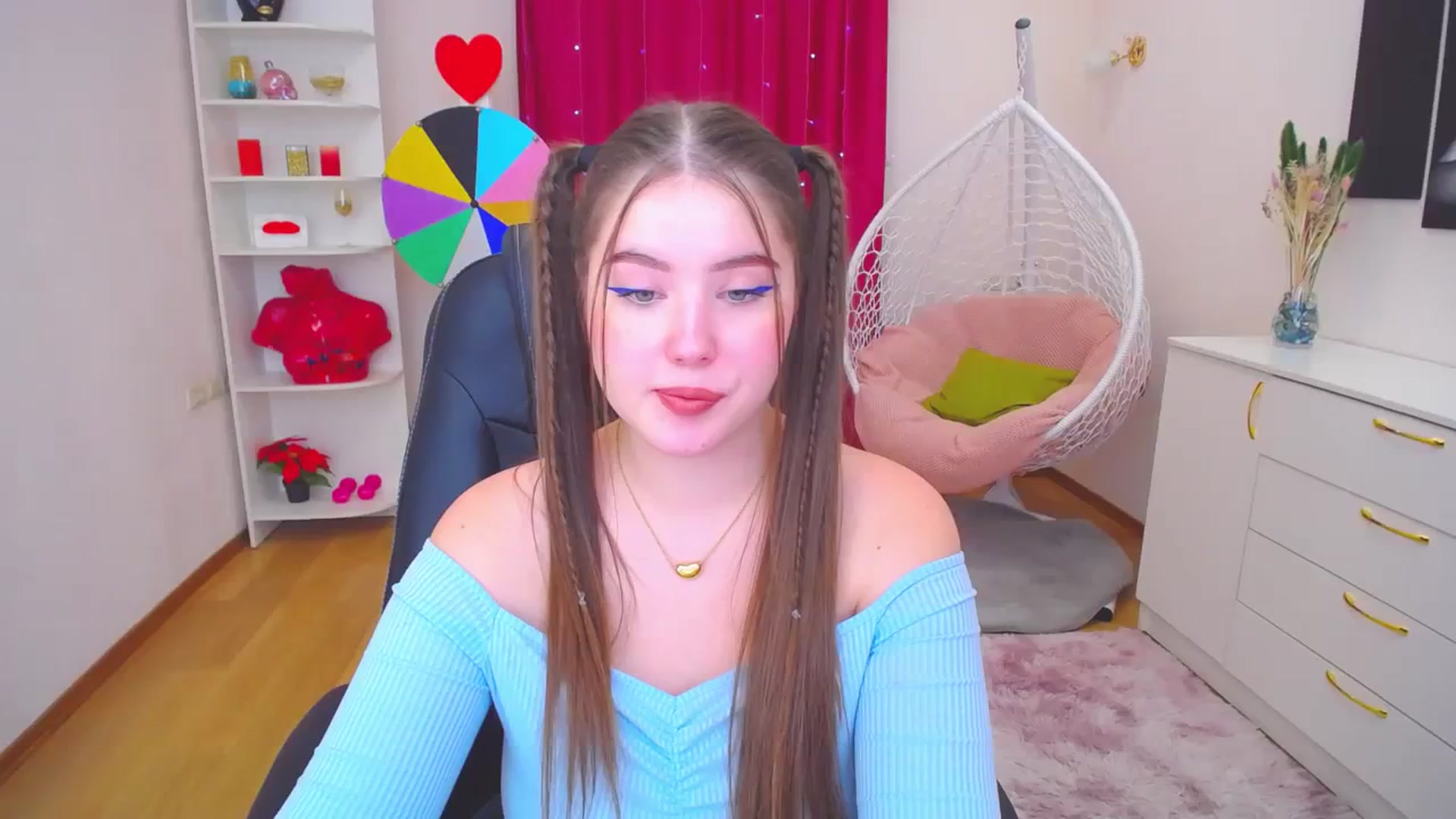 Gallery image thumbnail from AdmireMyEyes's myfreecams stream on, 11/25/2023, 15:57 image 1 of 20