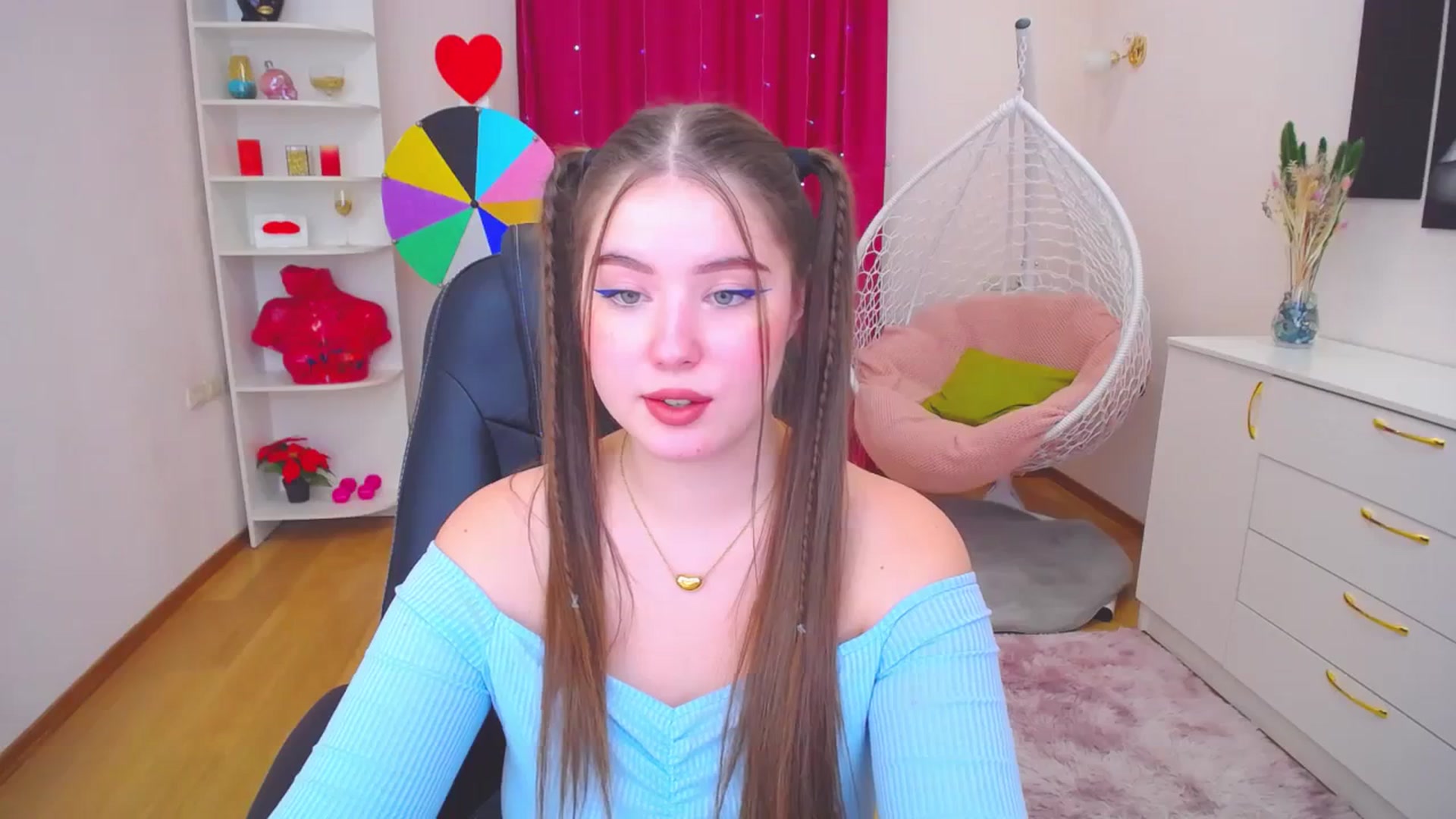 Gallery image thumbnail from AdmireMyEyes's myfreecams stream on, 11/25/2023, 15:57 image 2 of 20