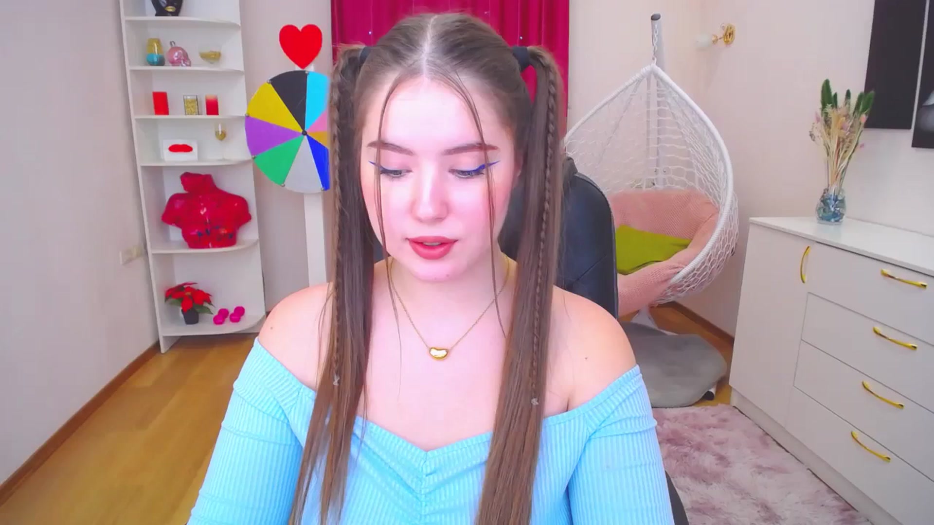 Gallery image thumbnail from AdmireMyEyes's myfreecams stream on, 11/25/2023, 15:57 image 15 of 20