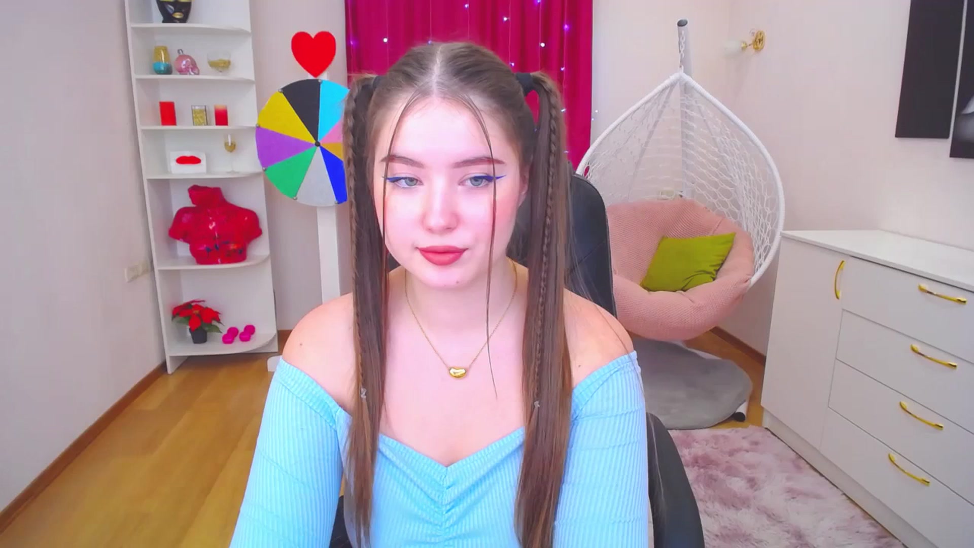 Gallery image thumbnail from AdmireMyEyes's myfreecams stream on, 11/25/2023, 17:48 image 1 of 20