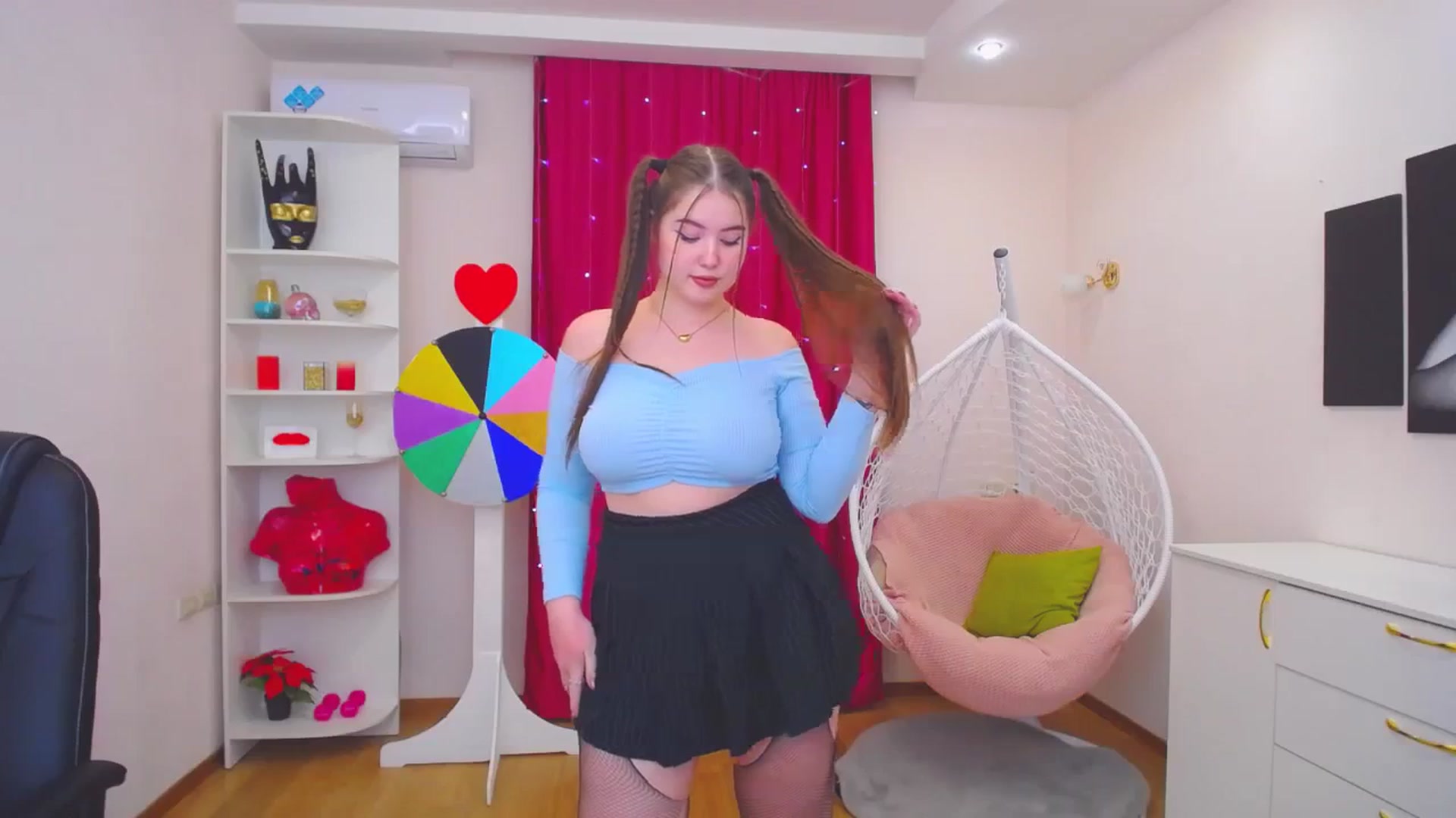 Gallery image thumbnail from AdmireMyEyes's myfreecams stream on, 11/25/2023, 17:48 image 2 of 20