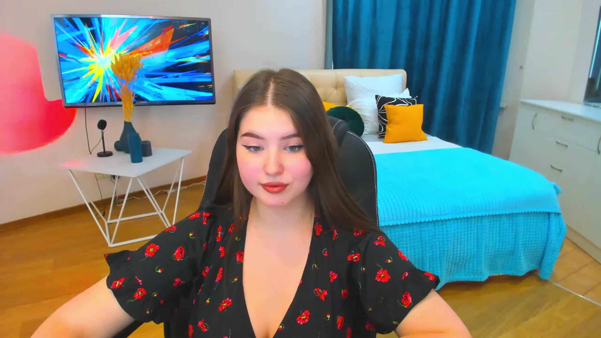 Gallery image thumbnail from AdmireMyEyes's myfreecams stream on, 12/04/2023, 09:10 image 18 of 20
