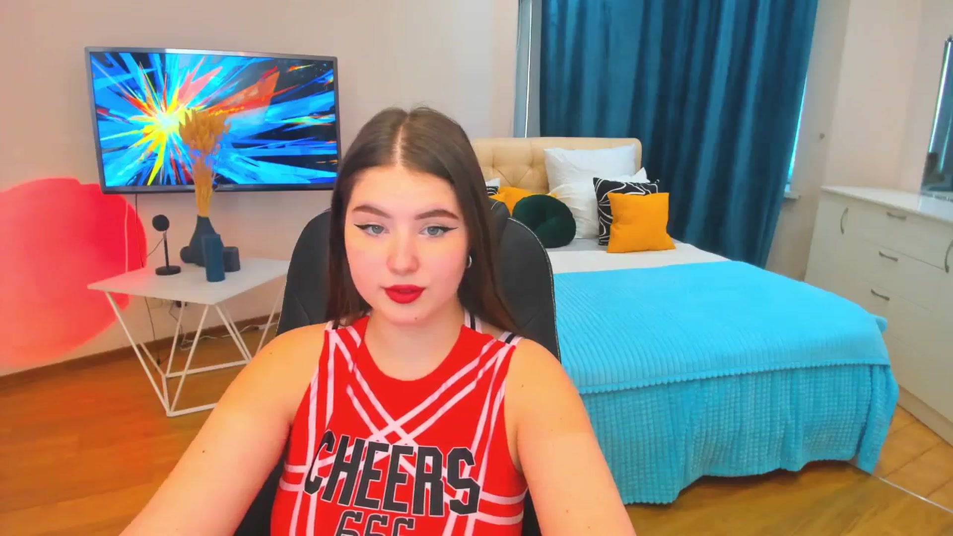 Gallery image thumbnail from AdmireMyEyes's myfreecams stream on, 12/06/2023, 07:47 image 9 of 20