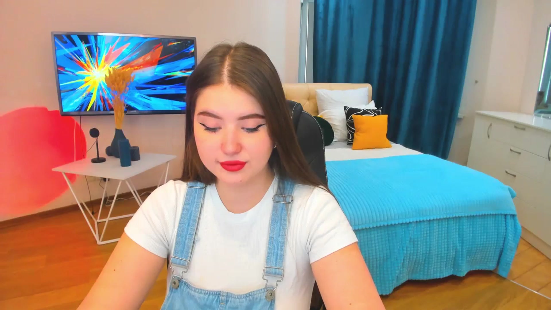 Gallery image thumbnail from AdmireMyEyes's myfreecams stream on, 12/06/2023, 09:13 image 16 of 20