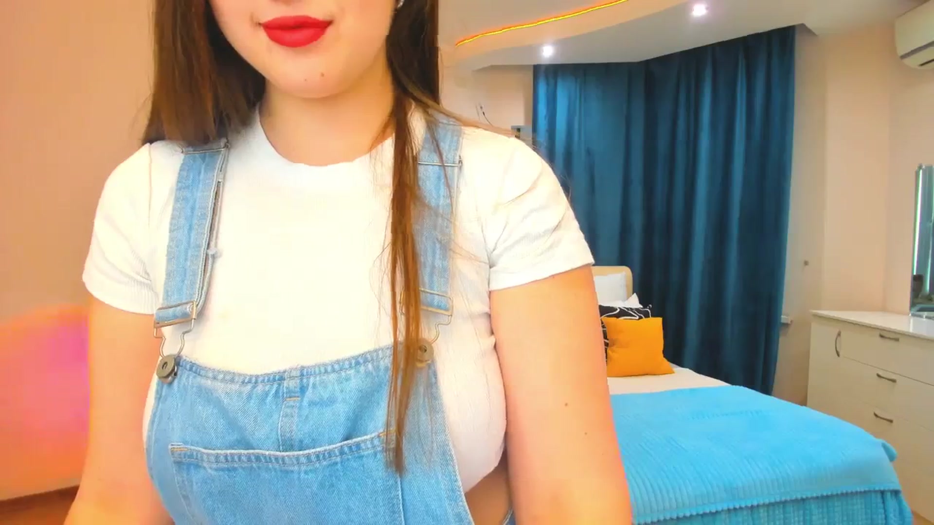 Gallery image thumbnail from AdmireMyEyes's myfreecams stream on, 12/06/2023, 09:13 image 14 of 20