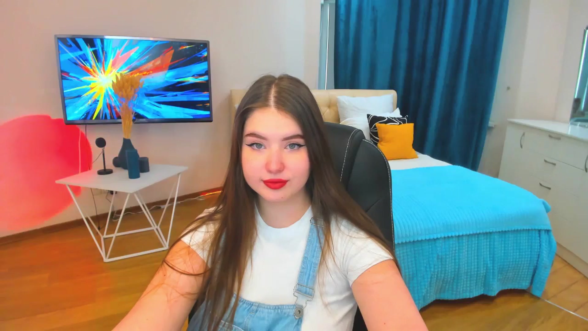Gallery image thumbnail from AdmireMyEyes's myfreecams stream on, 12/06/2023, 09:41 image 13 of 20