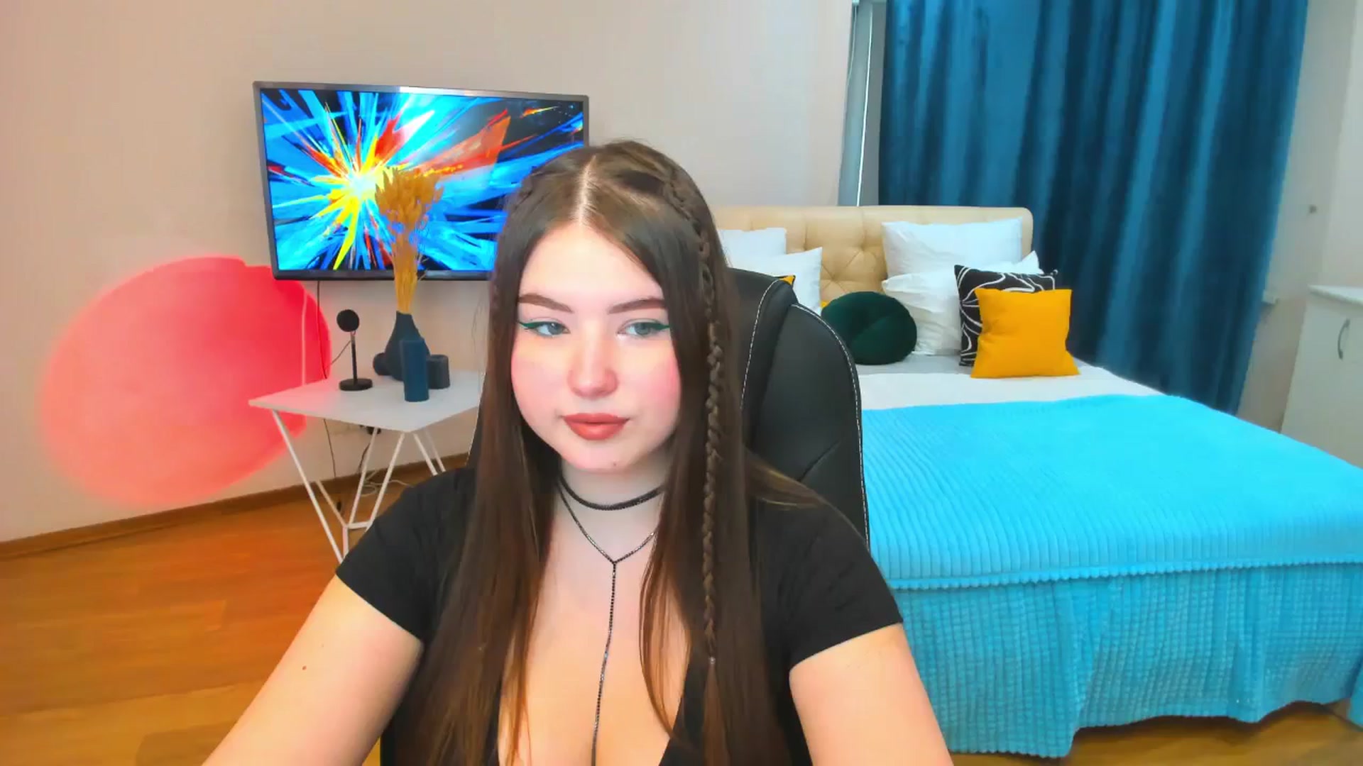 Gallery image thumbnail from AdmireMyEyes's myfreecams stream on, 12/07/2023, 10:28 image 1 of 20