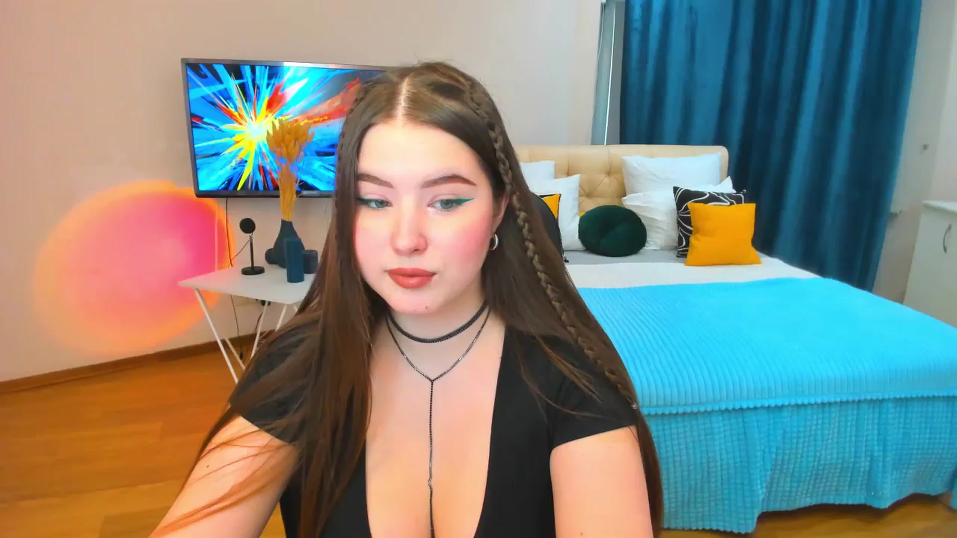 Gallery image thumbnail from AdmireMyEyes's myfreecams stream on, 12/07/2023, 10:28 image 11 of 20