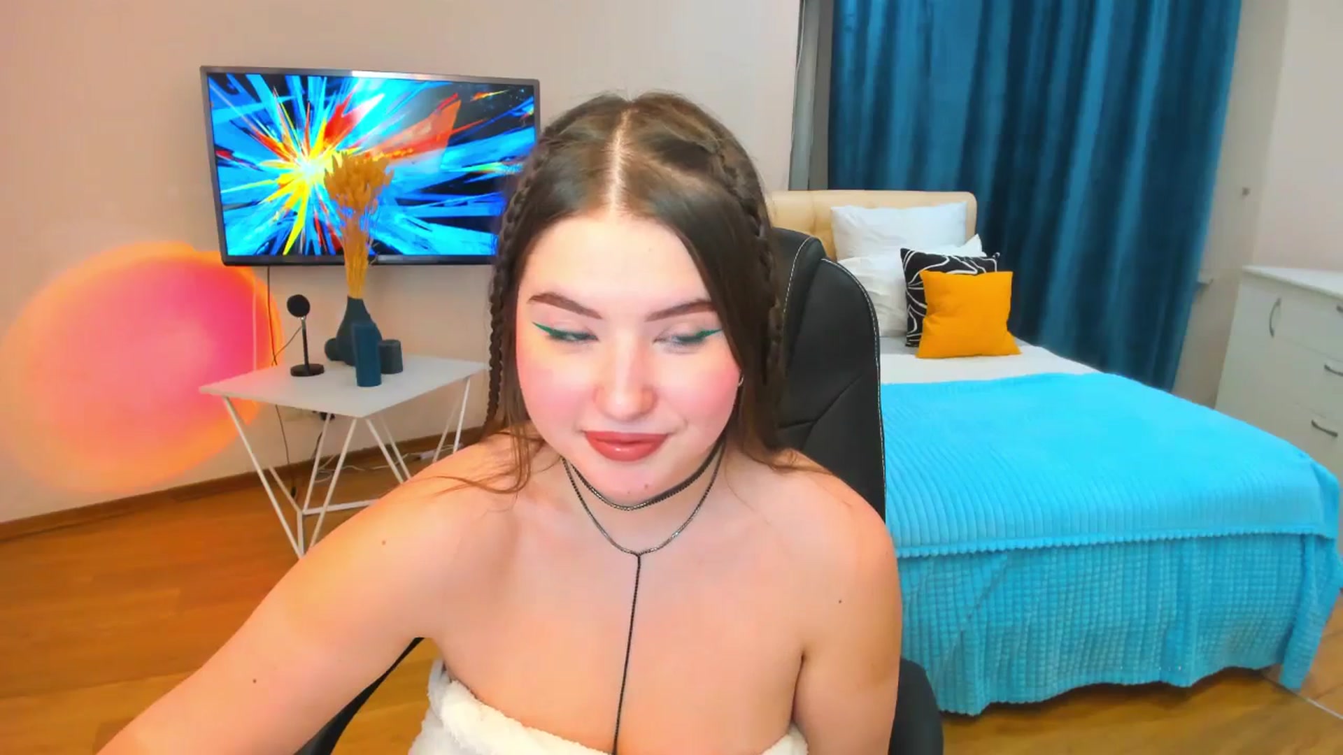 Gallery image thumbnail from AdmireMyEyes's myfreecams stream on, 12/07/2023, 14:48 image 12 of 20