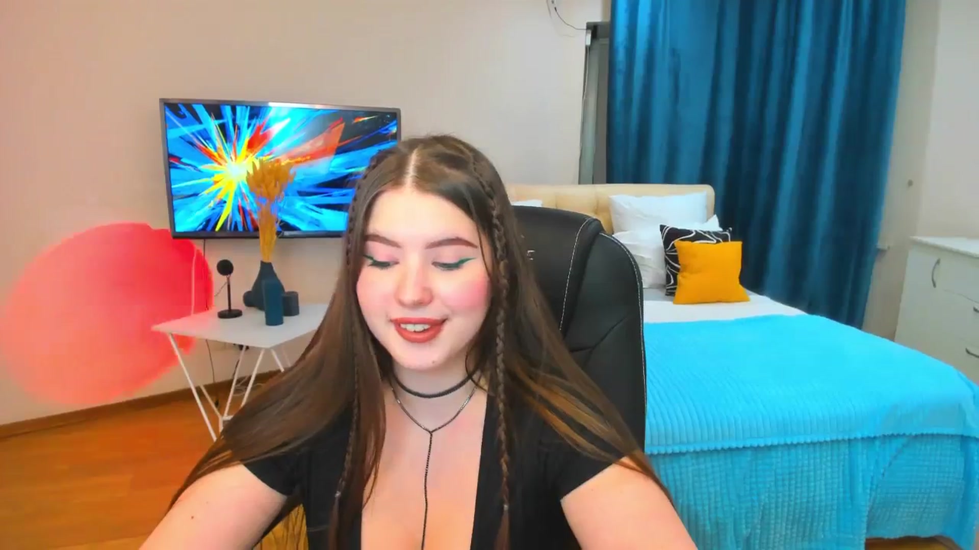 Gallery image thumbnail from AdmireMyEyes's myfreecams stream on, 12/07/2023, 16:46 image 18 of 20