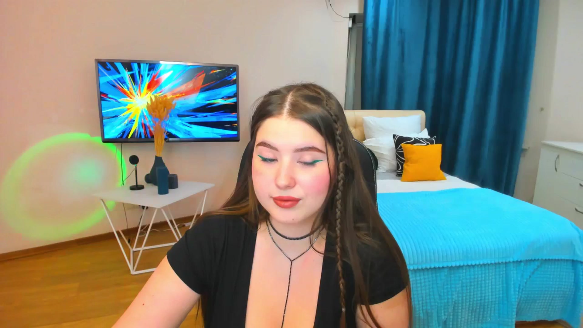 Gallery image thumbnail from AdmireMyEyes's myfreecams stream on, 12/07/2023, 16:46 image 20 of 20