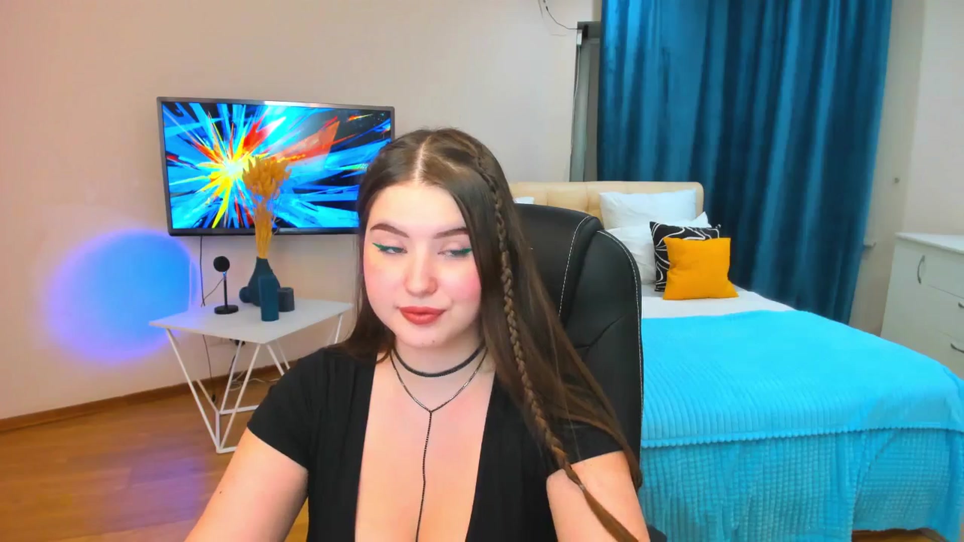 Gallery image thumbnail from AdmireMyEyes's myfreecams stream on, 12/07/2023, 16:46 image 16 of 20