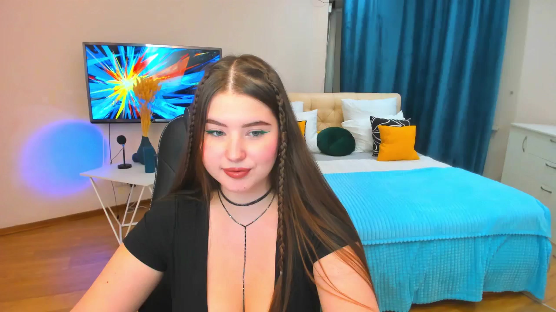 Gallery image thumbnail from AdmireMyEyes's myfreecams stream on, 12/07/2023, 17:59 image 16 of 20