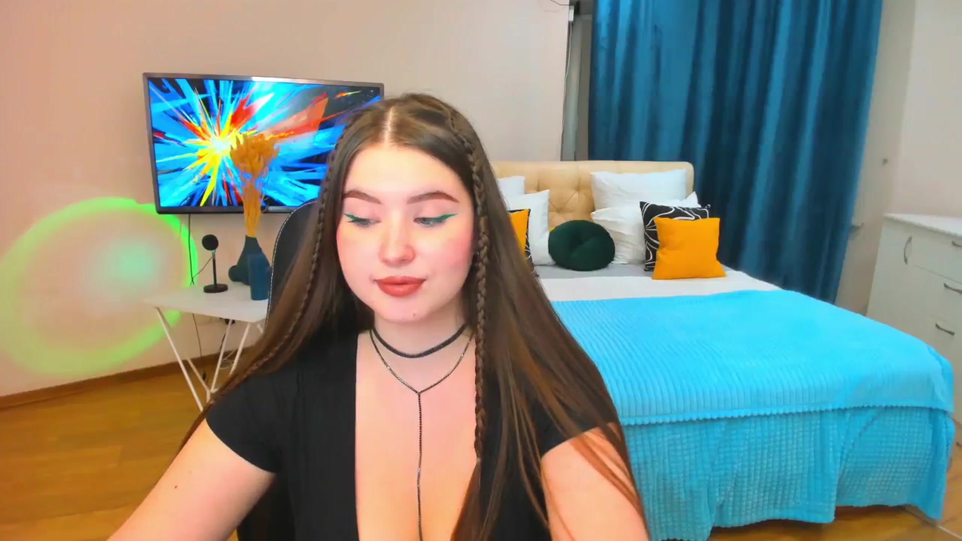 Gallery image thumbnail from AdmireMyEyes's myfreecams stream on, 12/07/2023, 17:59 image 17 of 20