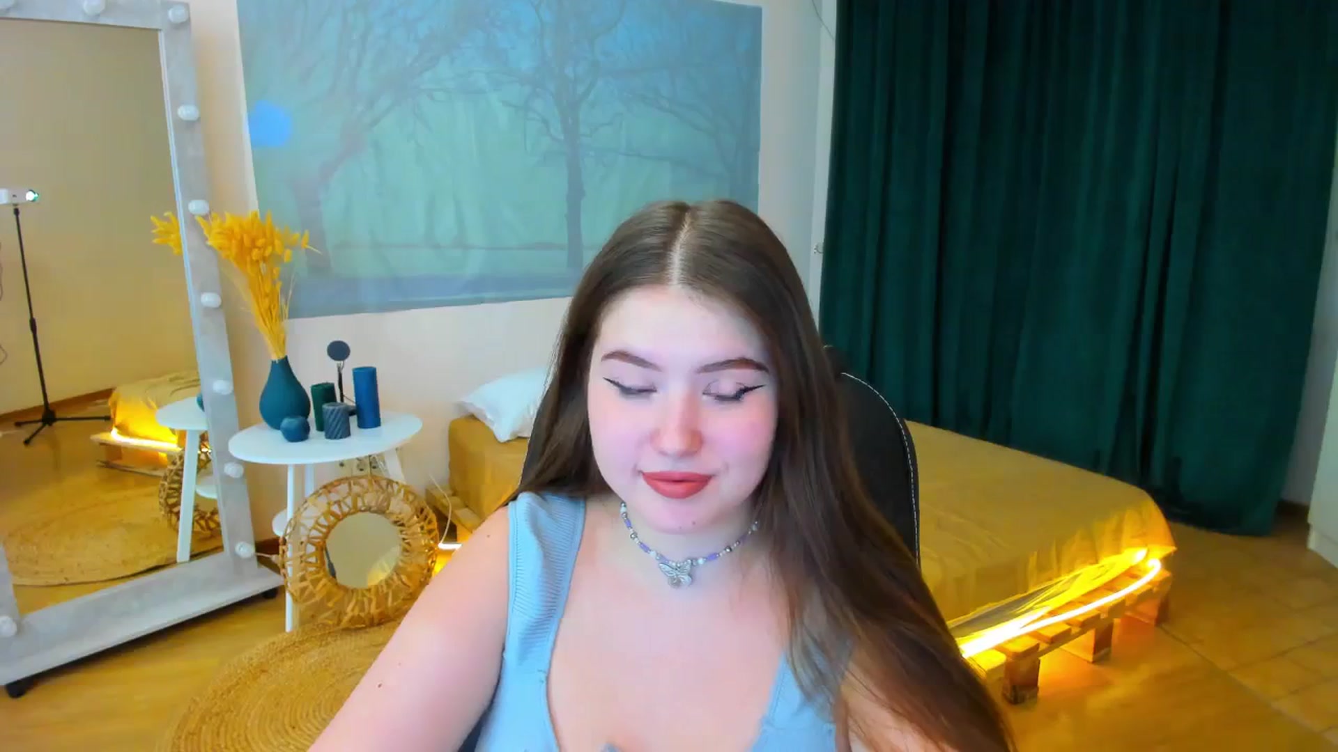 Gallery image thumbnail from AdmireMyEyes's myfreecams stream on, 12/11/2023, 09:21 image 13 of 20