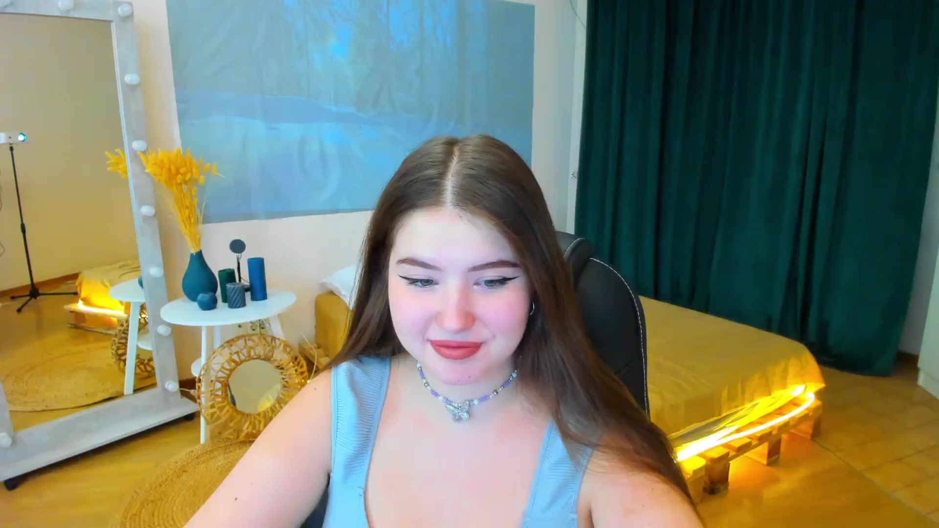 Gallery image thumbnail from AdmireMyEyes's myfreecams stream on, 12/11/2023, 09:21 image 12 of 20