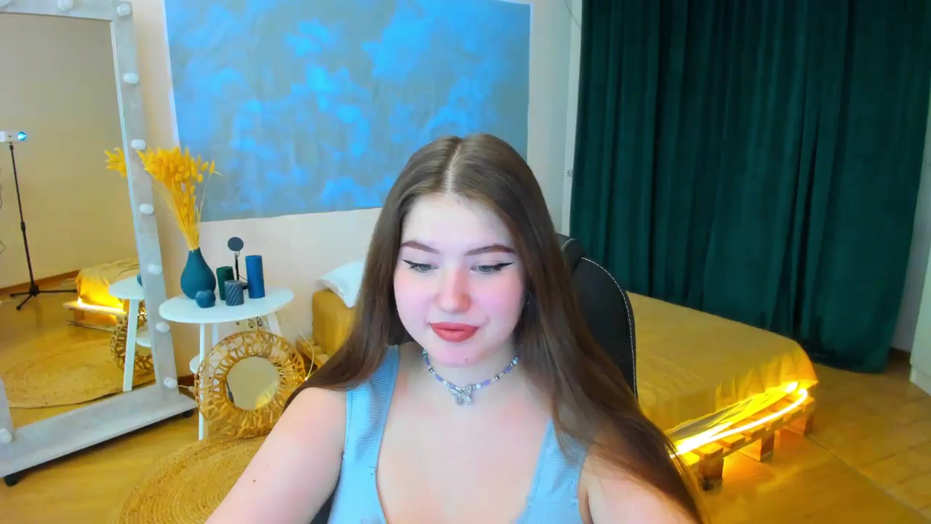 Gallery image thumbnail from AdmireMyEyes's myfreecams stream on, 12/11/2023, 09:21 image 11 of 20
