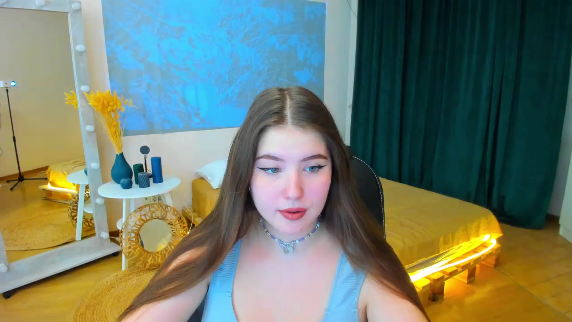 Gallery image thumbnail from AdmireMyEyes's myfreecams stream on, 12/11/2023, 09:21 image 8 of 20