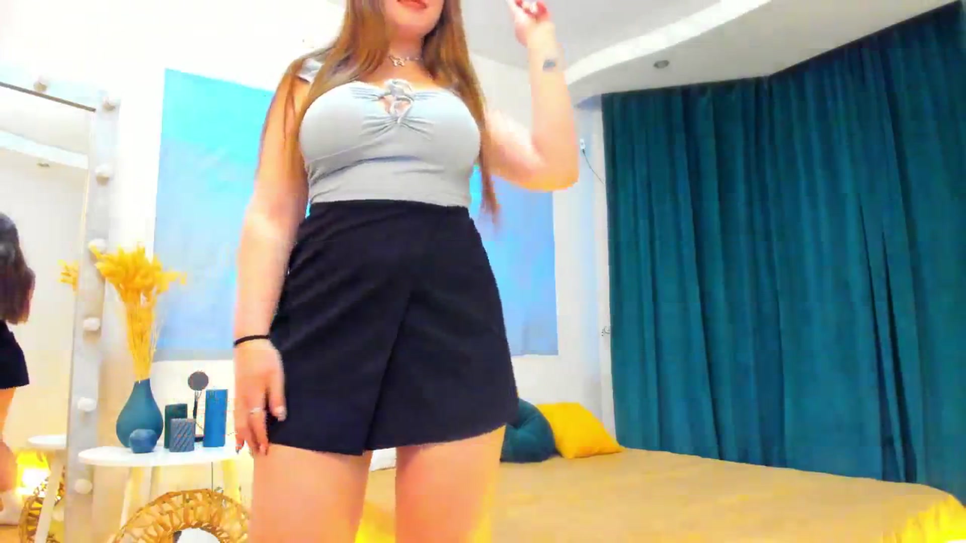 Gallery image thumbnail from AdmireMyEyes's myfreecams stream on, 12/11/2023, 09:21 image 19 of 20