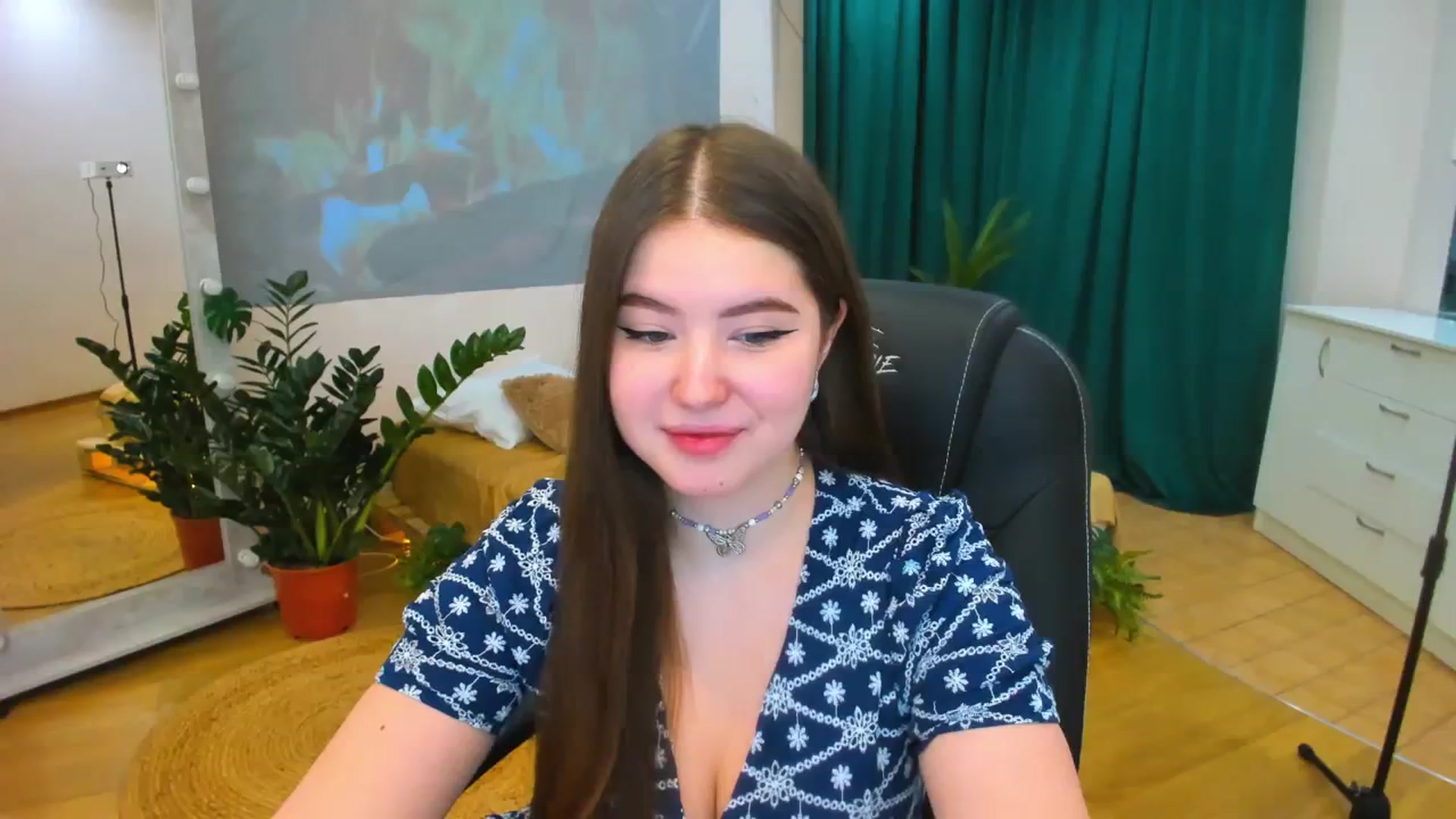 Gallery image thumbnail from AdmireMyEyes's myfreecams stream on, 12/12/2023, 10:44 image 1 of 20