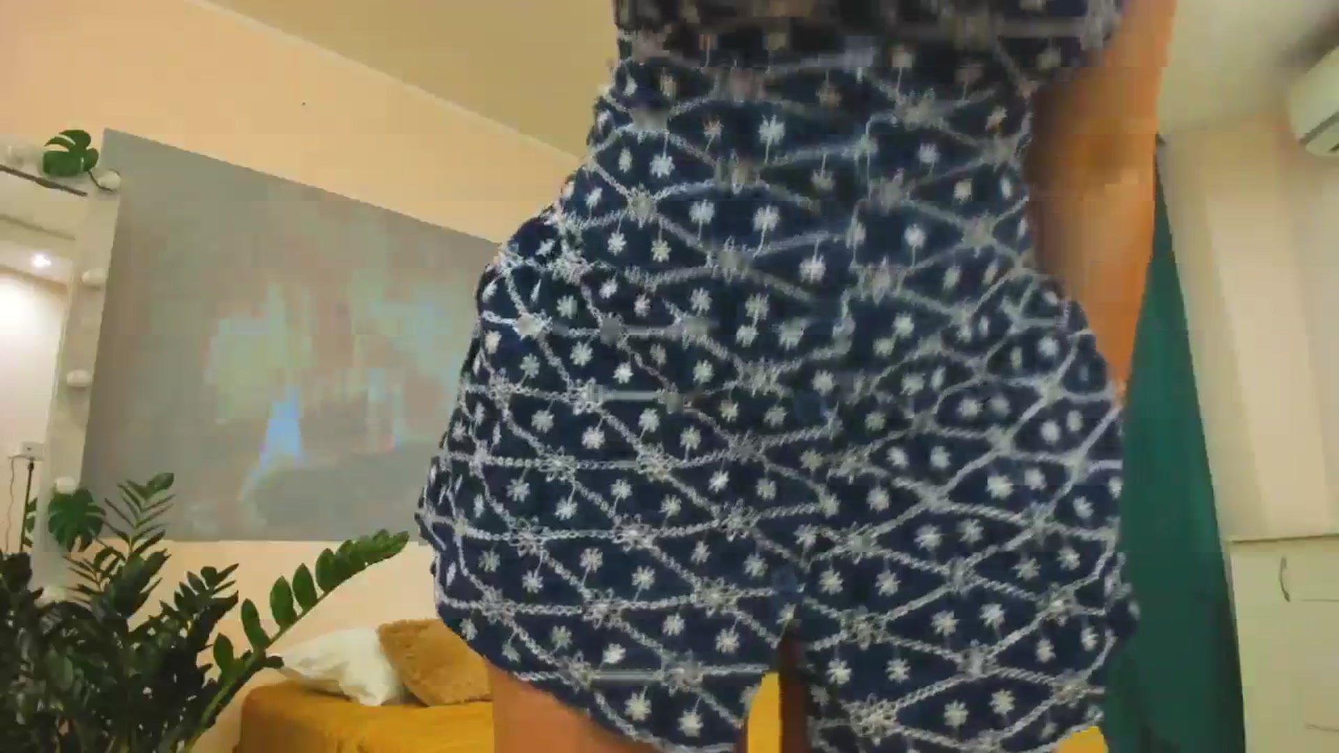 Gallery image thumbnail from AdmireMyEyes's myfreecams stream on, 12/12/2023, 12:35 image 11 of 20