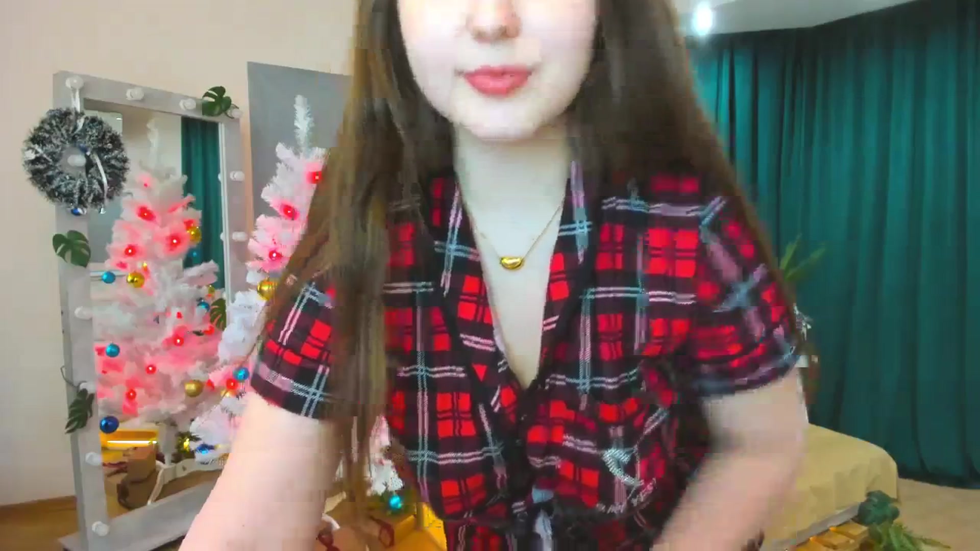Gallery image thumbnail from AdmireMyEyes's myfreecams stream on, 12/24/2023, 09:31 image 15 of 20
