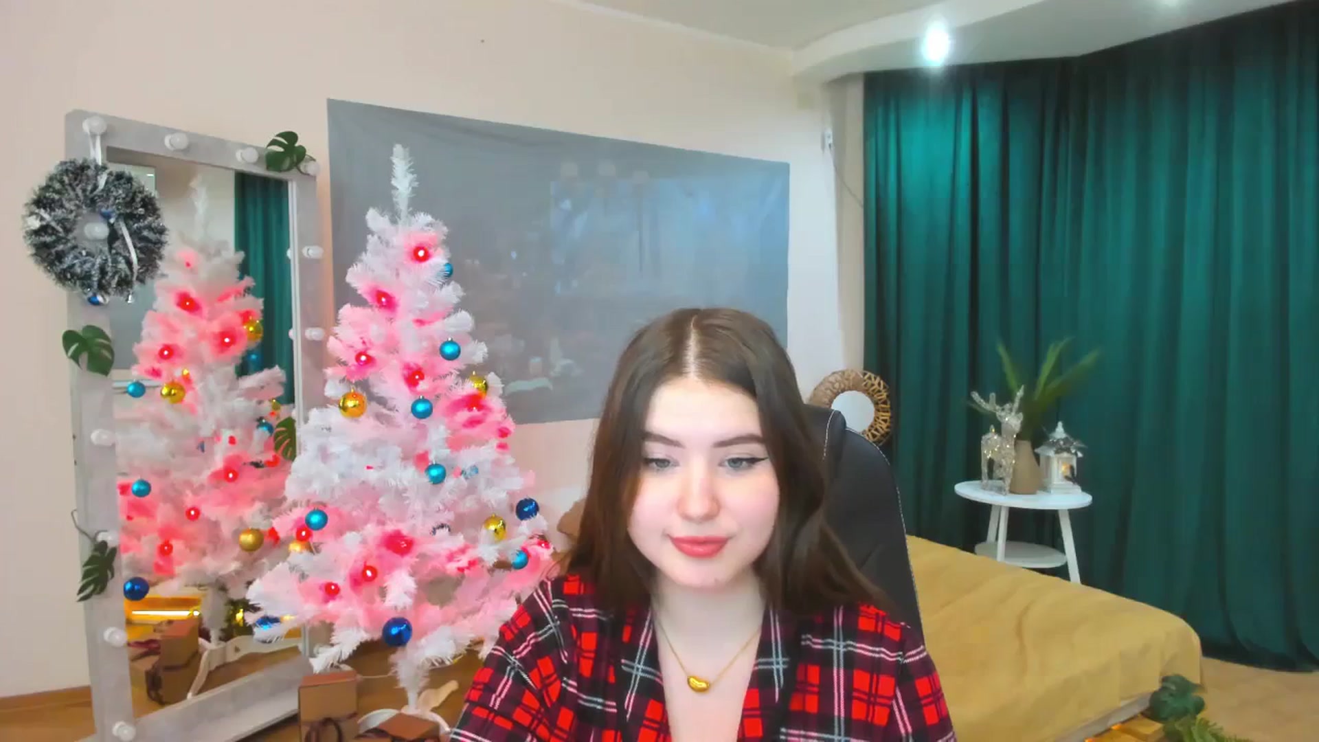Gallery image thumbnail from AdmireMyEyes's myfreecams stream on, 12/24/2023, 09:47 image 12 of 20