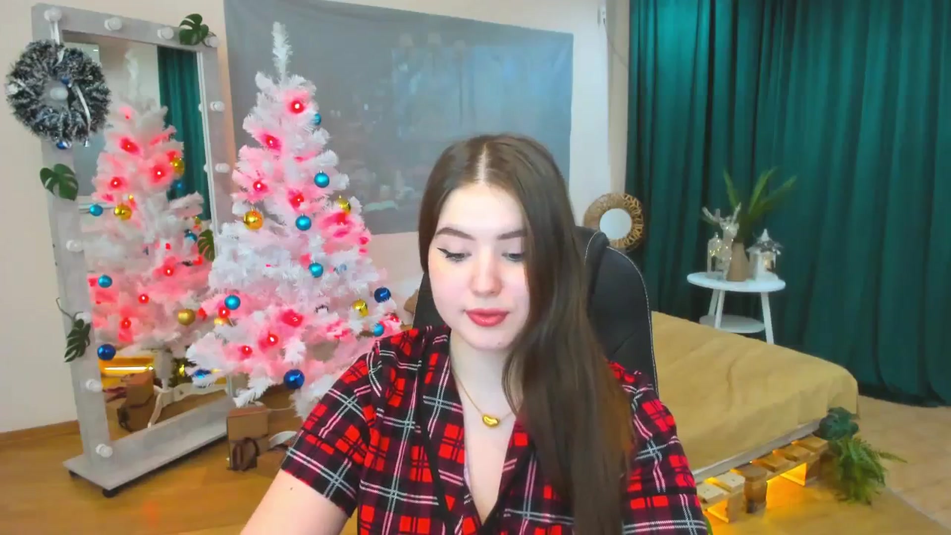Gallery image thumbnail from AdmireMyEyes's myfreecams stream on, 12/24/2023, 09:47 image 8 of 20